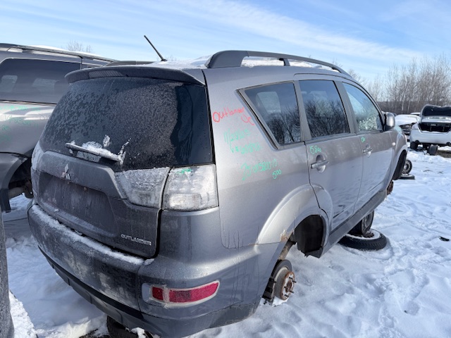 MITSUBISHI OUTLANDER 2010