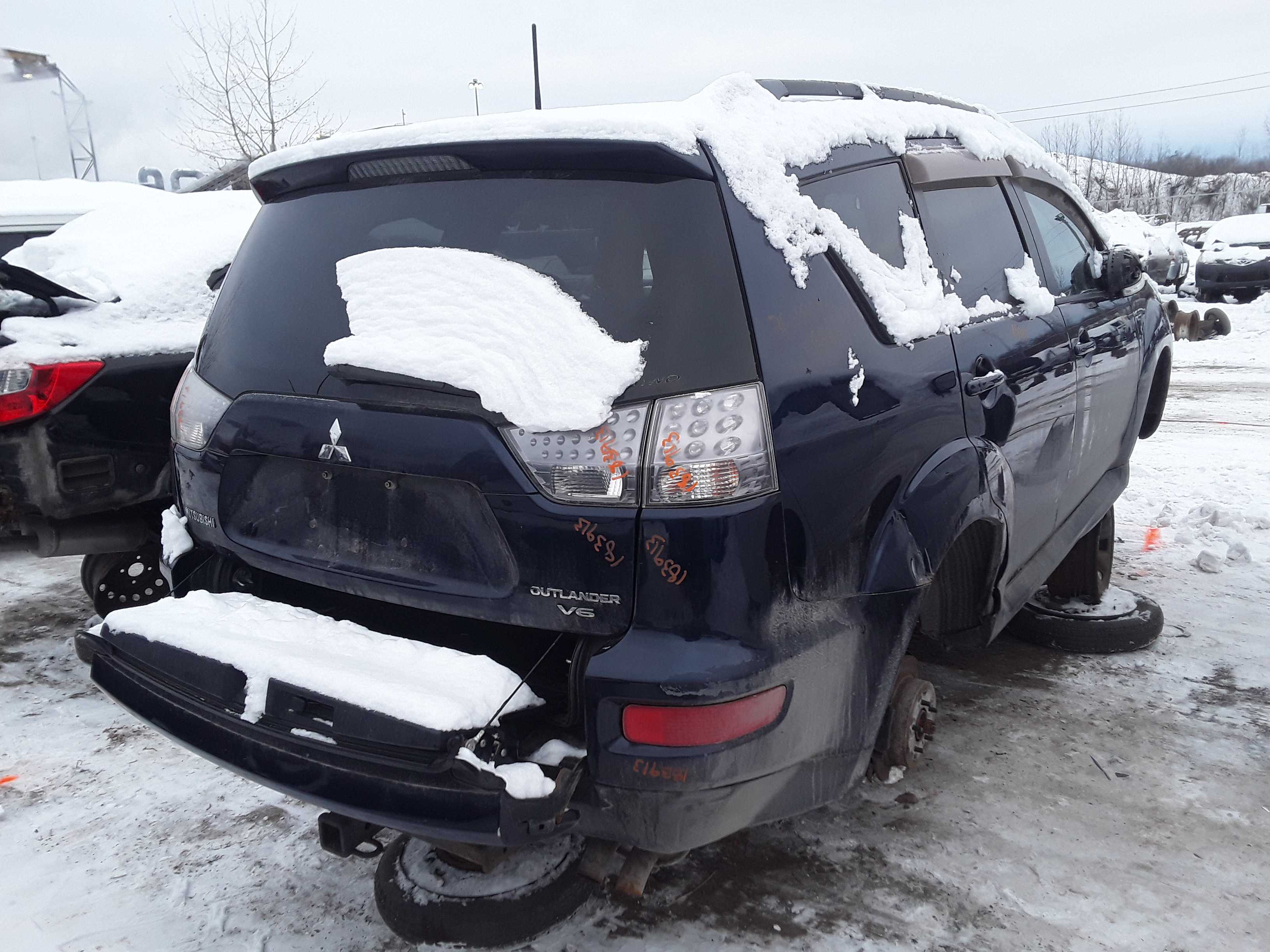 MITSUBISHI OUTLANDER 2010