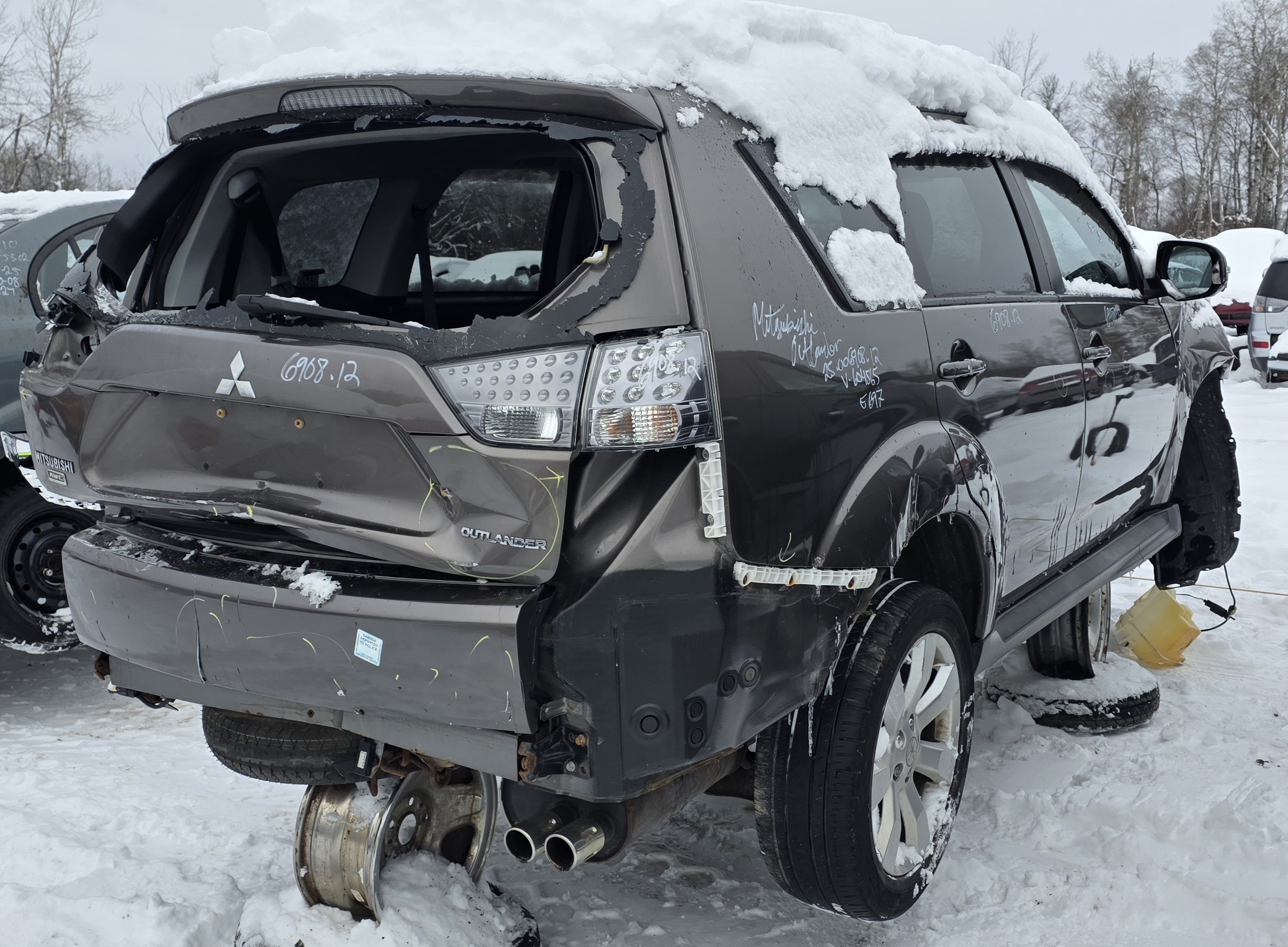 MITSUBISHI OUTLANDER 2012