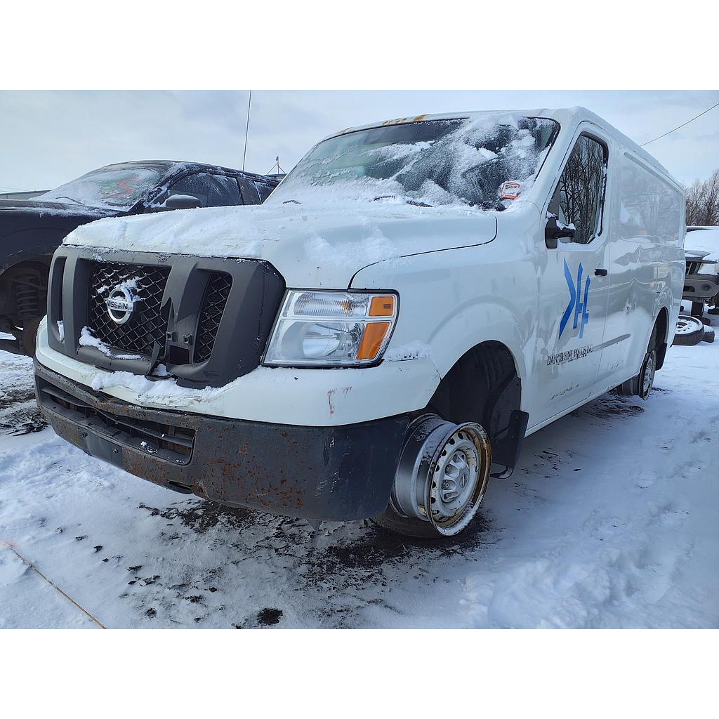 NISSAN NV 2014