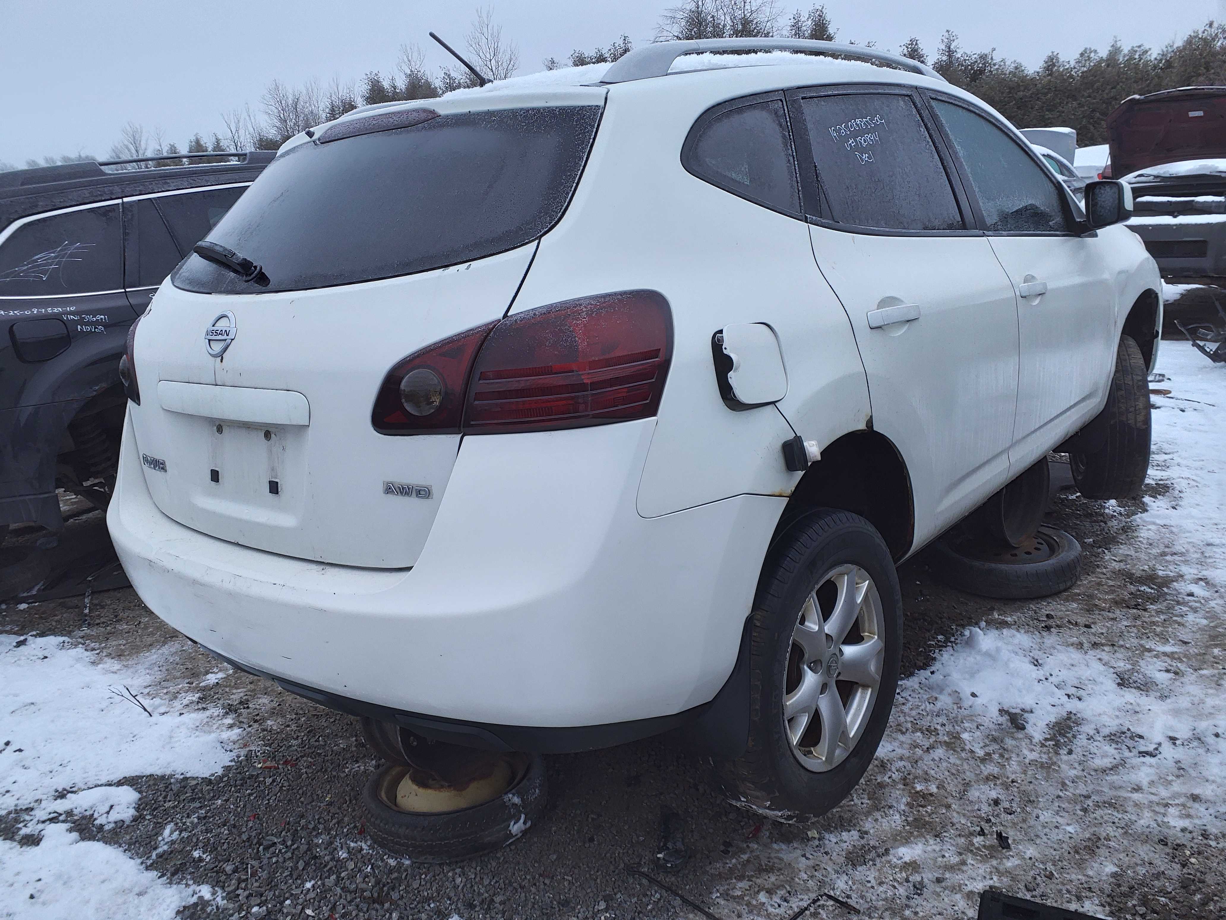NISSAN ROGUE 2009