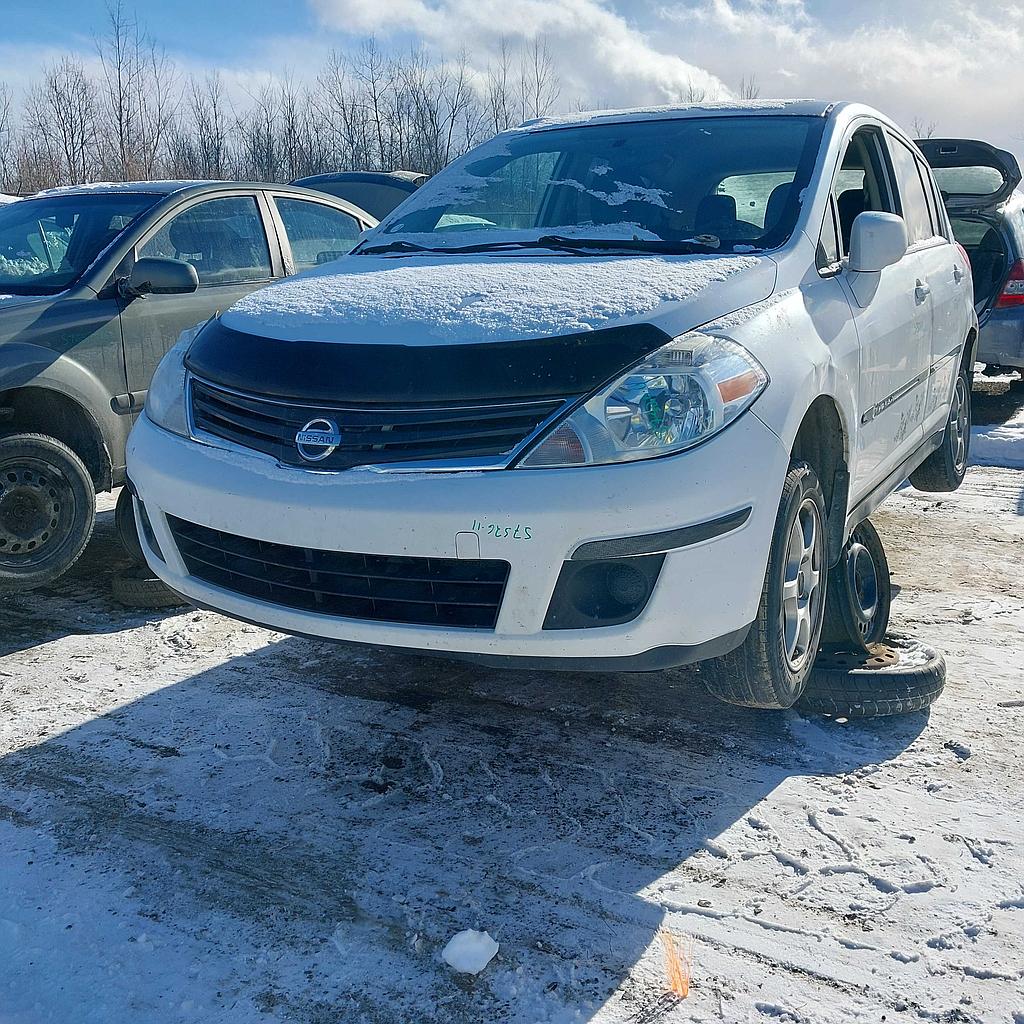NISSAN VERSA 2011
