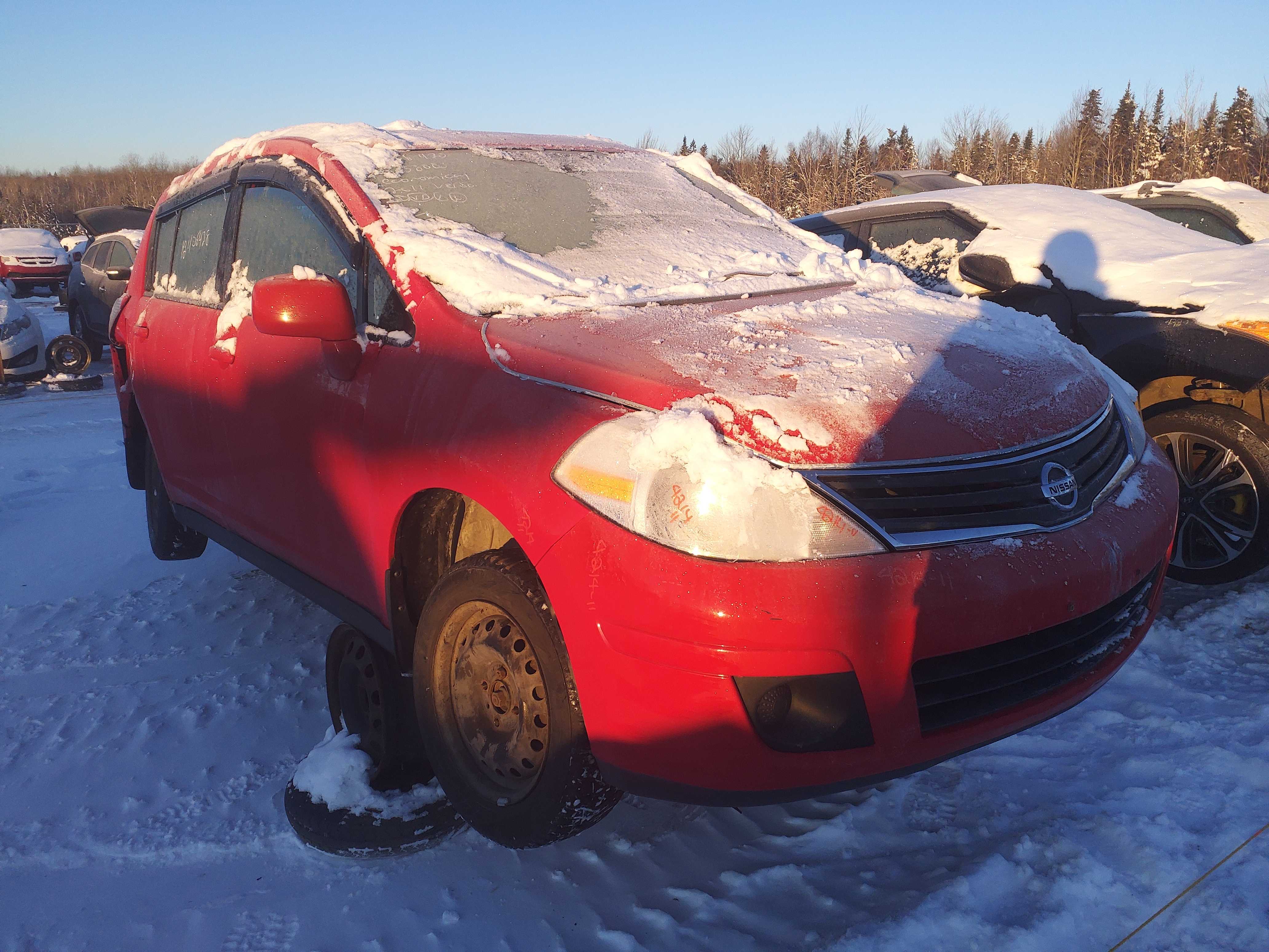 NISSAN VERSA 2011
