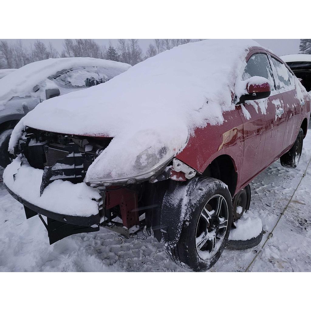 NISSAN VERSA 2012