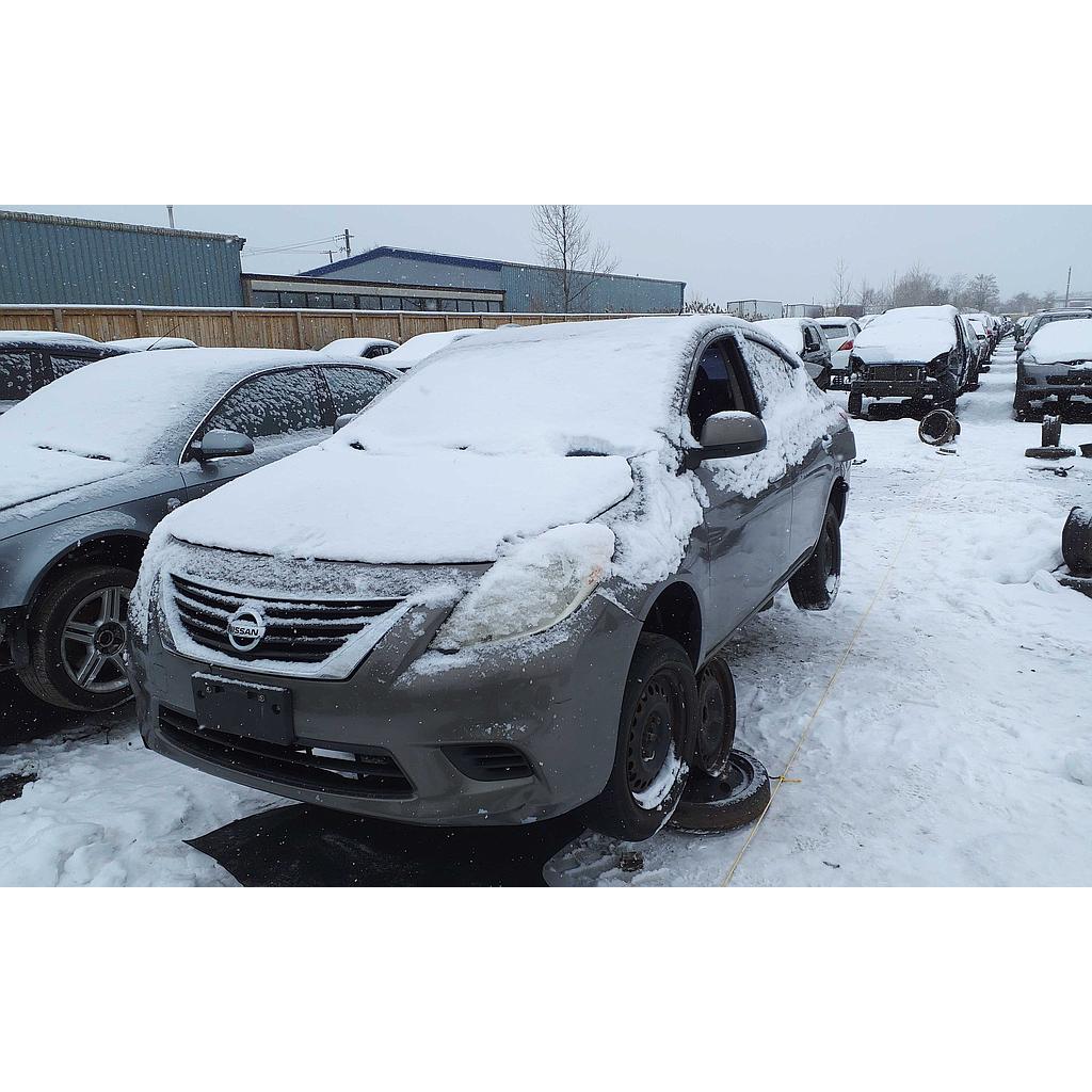 NISSAN VERSA 2012