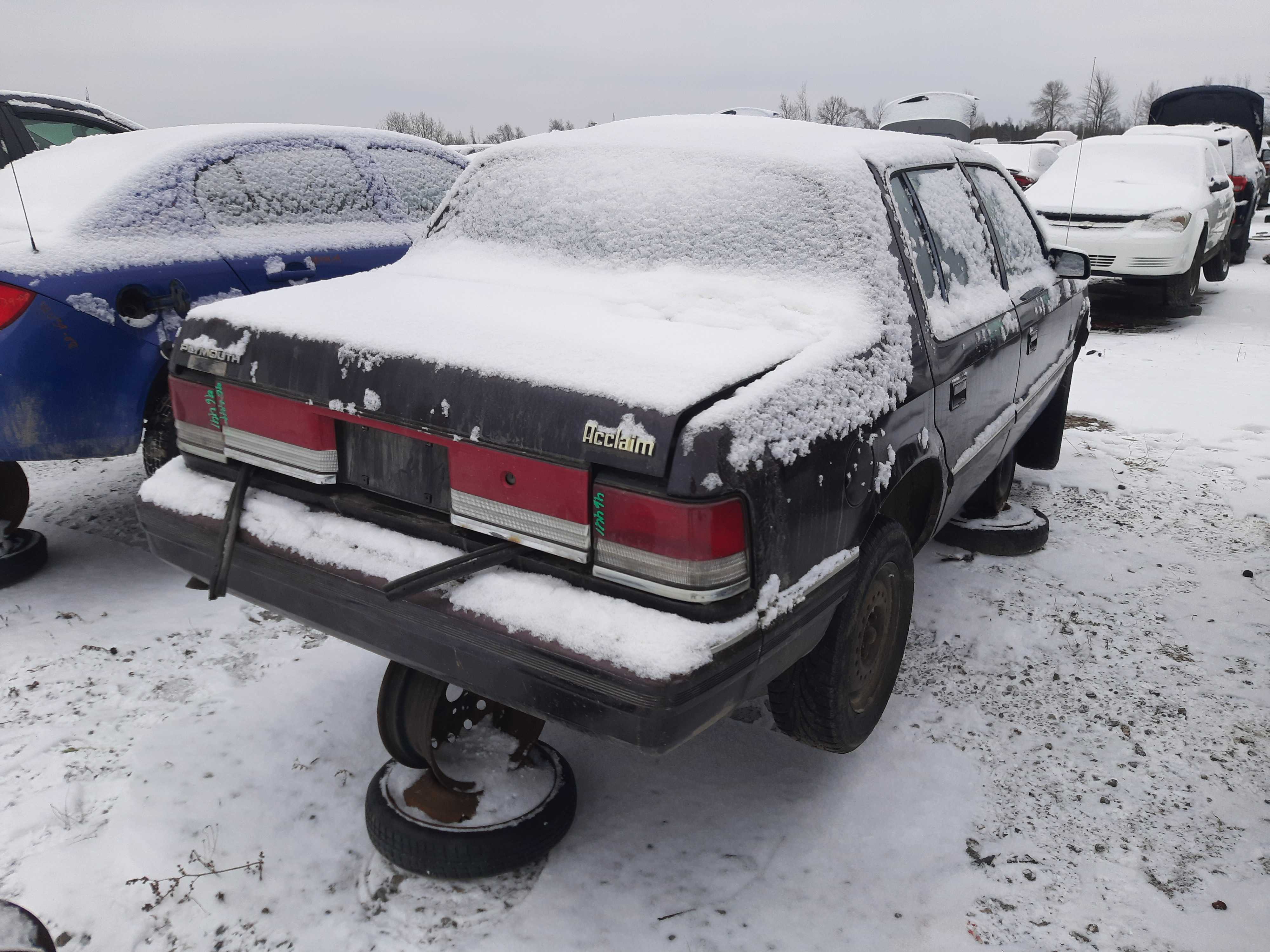 PLYMOUTH ACCLAIM 1991