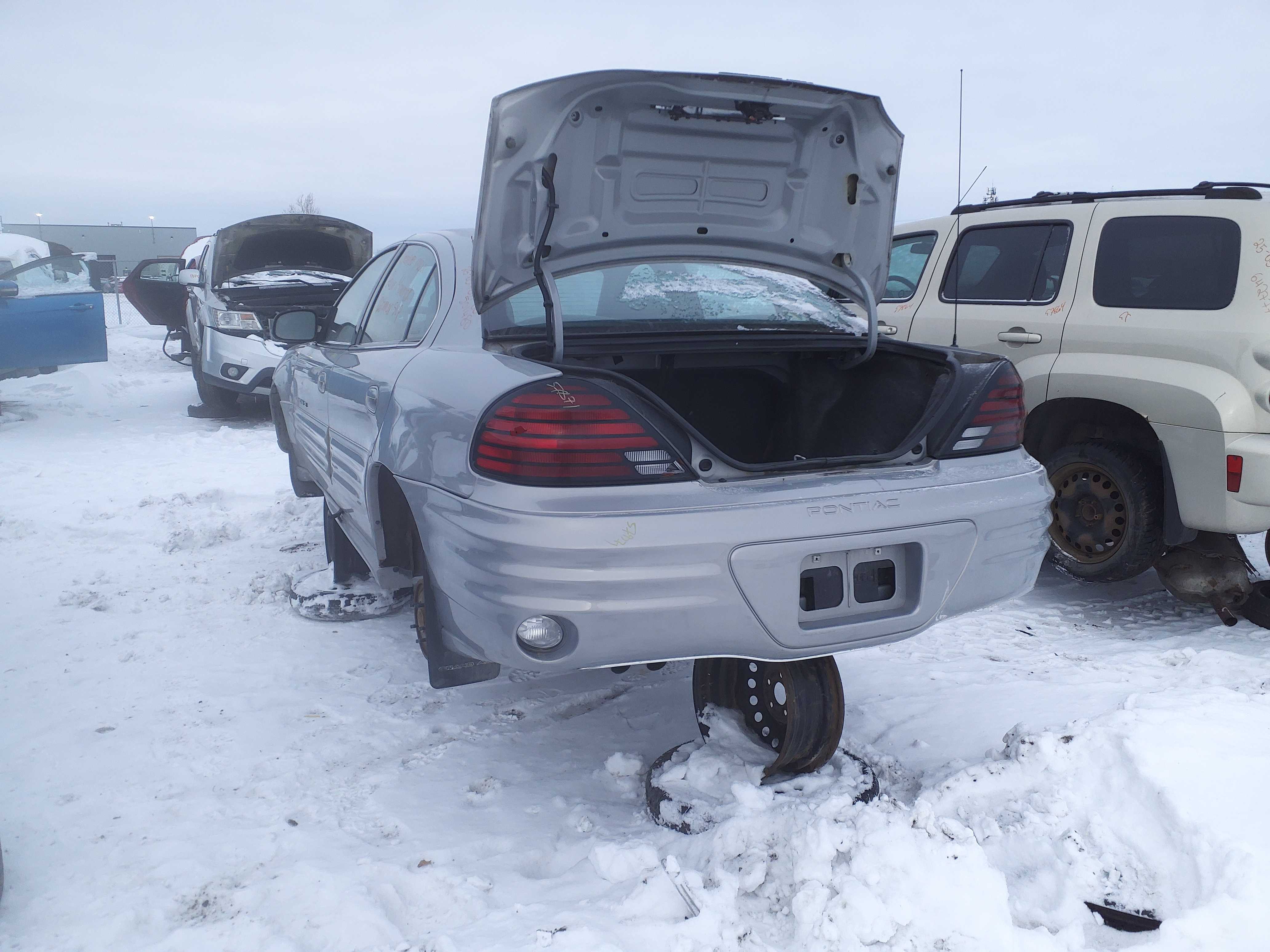 PONTIAC GRAND AM 2000