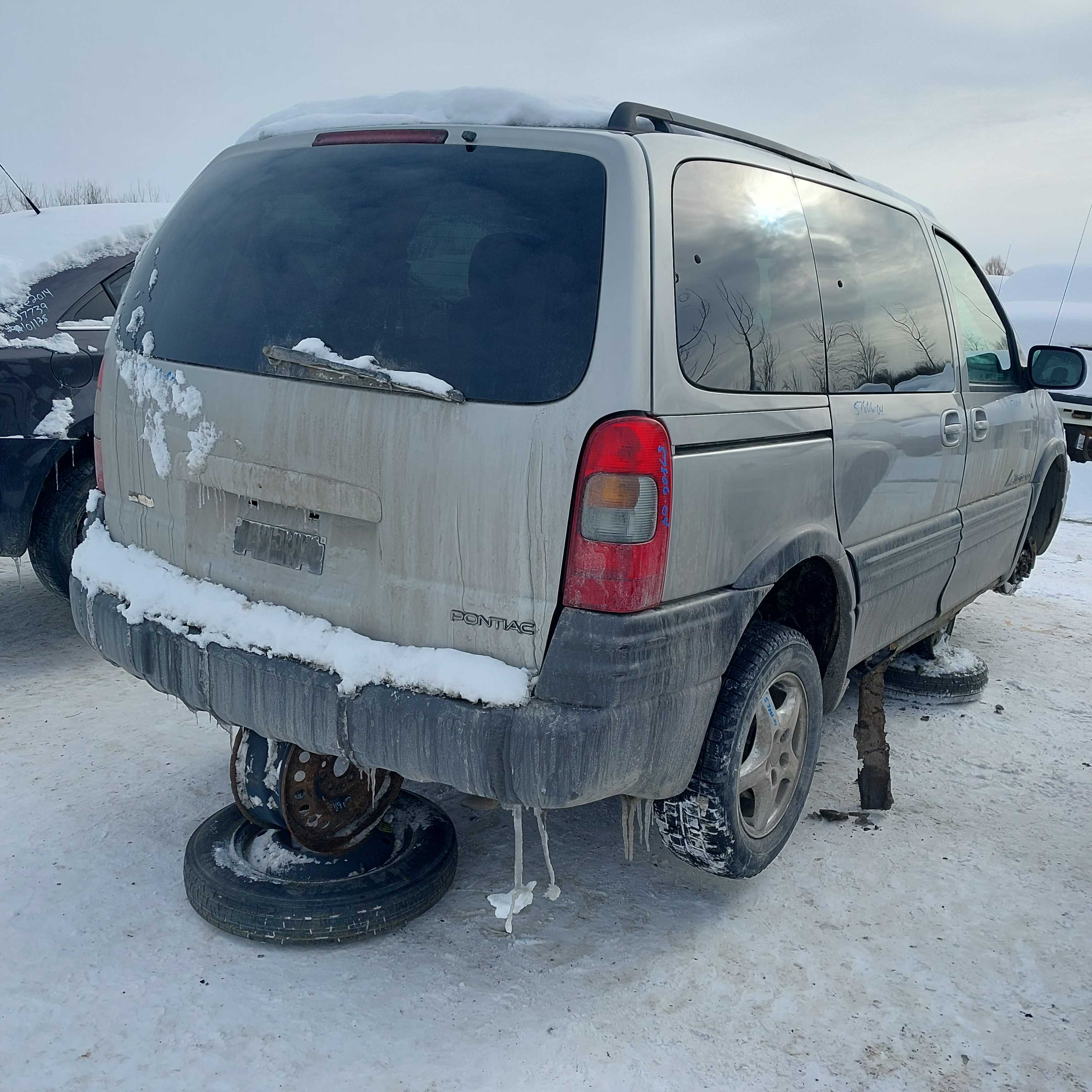 PONTIAC MONTANA 2004