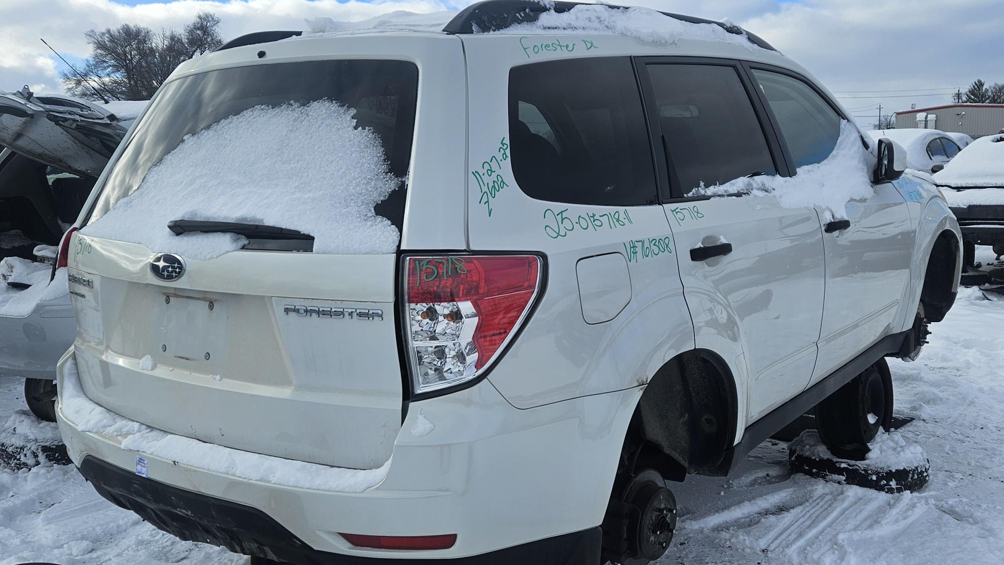 SUBARU FORESTER 2011