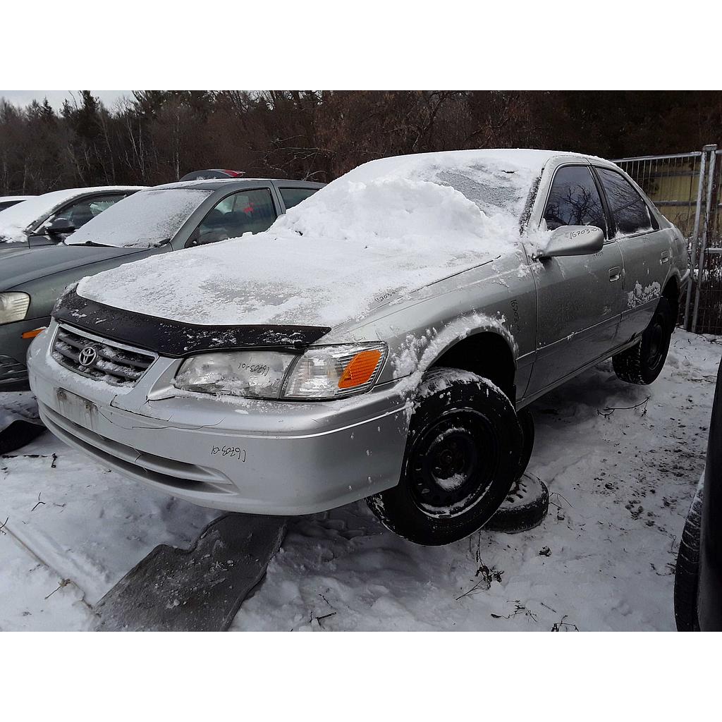 TOYOTA CAMRY 2001
