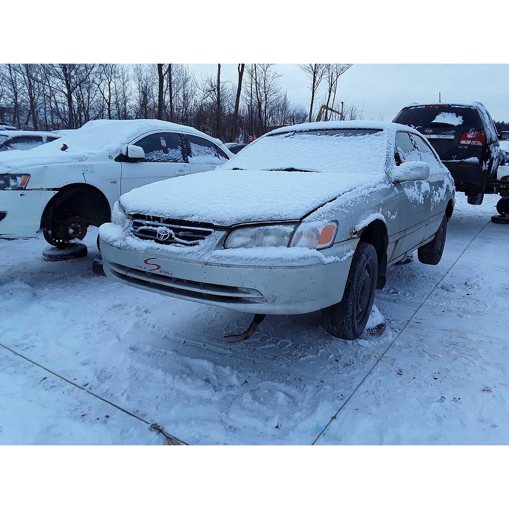 TOYOTA CAMRY 2001