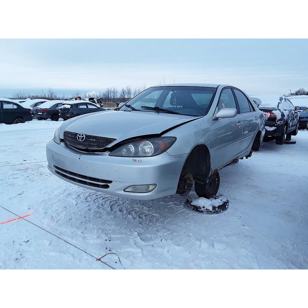 TOYOTA CAMRY 2004