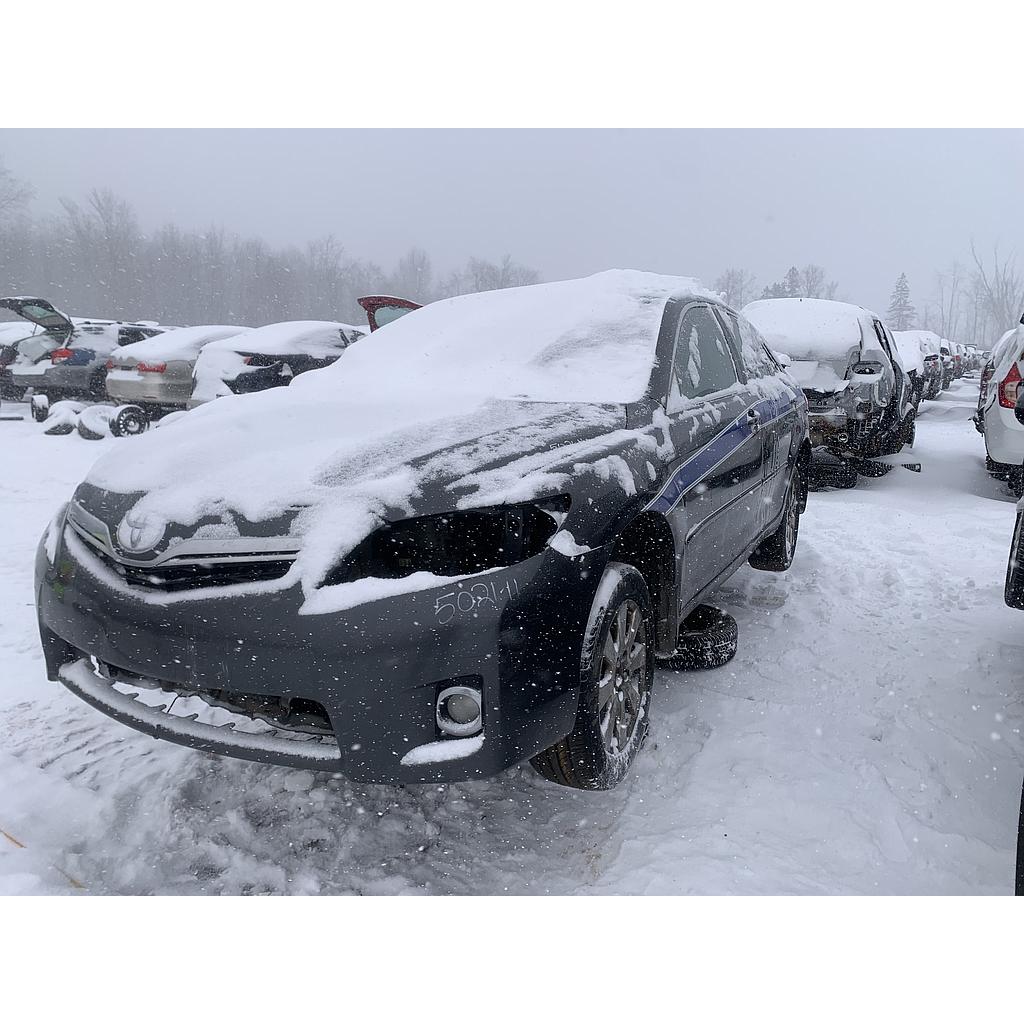 TOYOTA CAMRY 2011