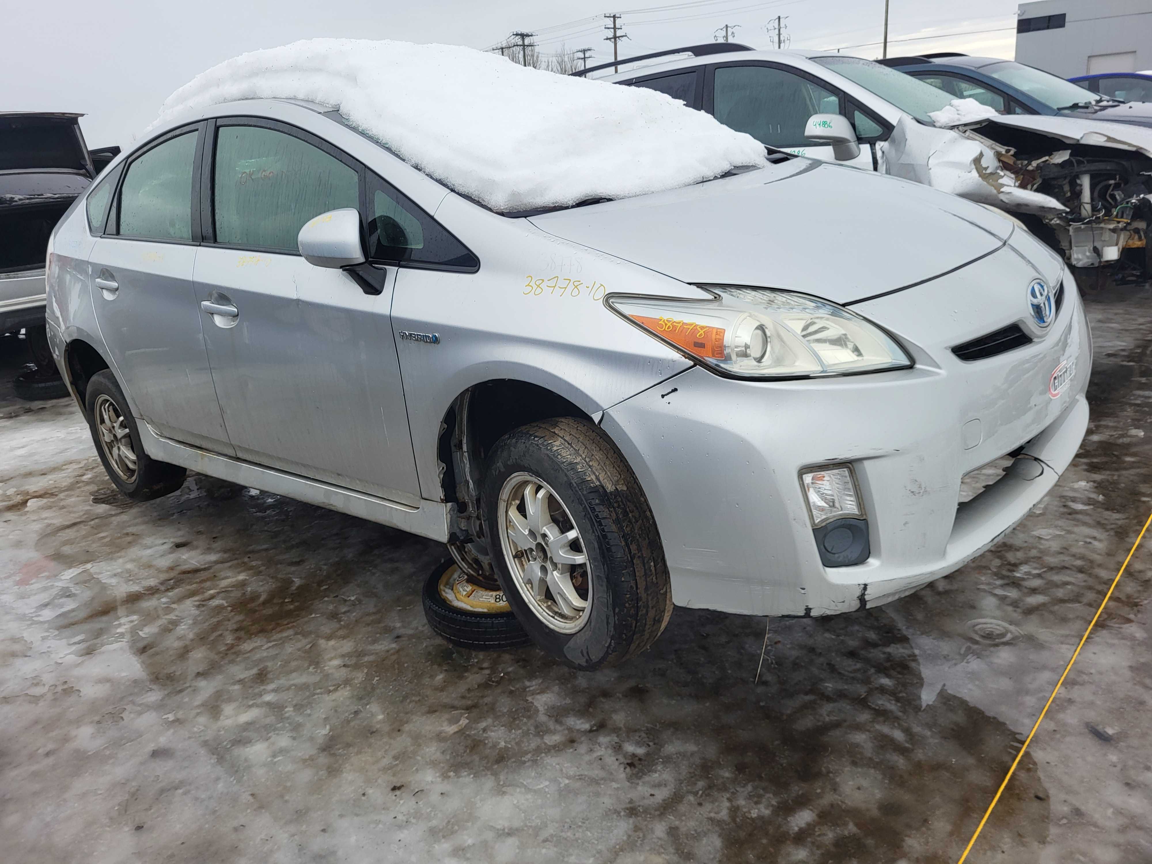 TOYOTA PRIUS 2010