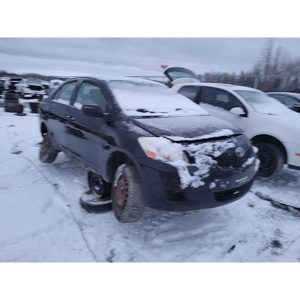 TOYOTA YARIS 2010