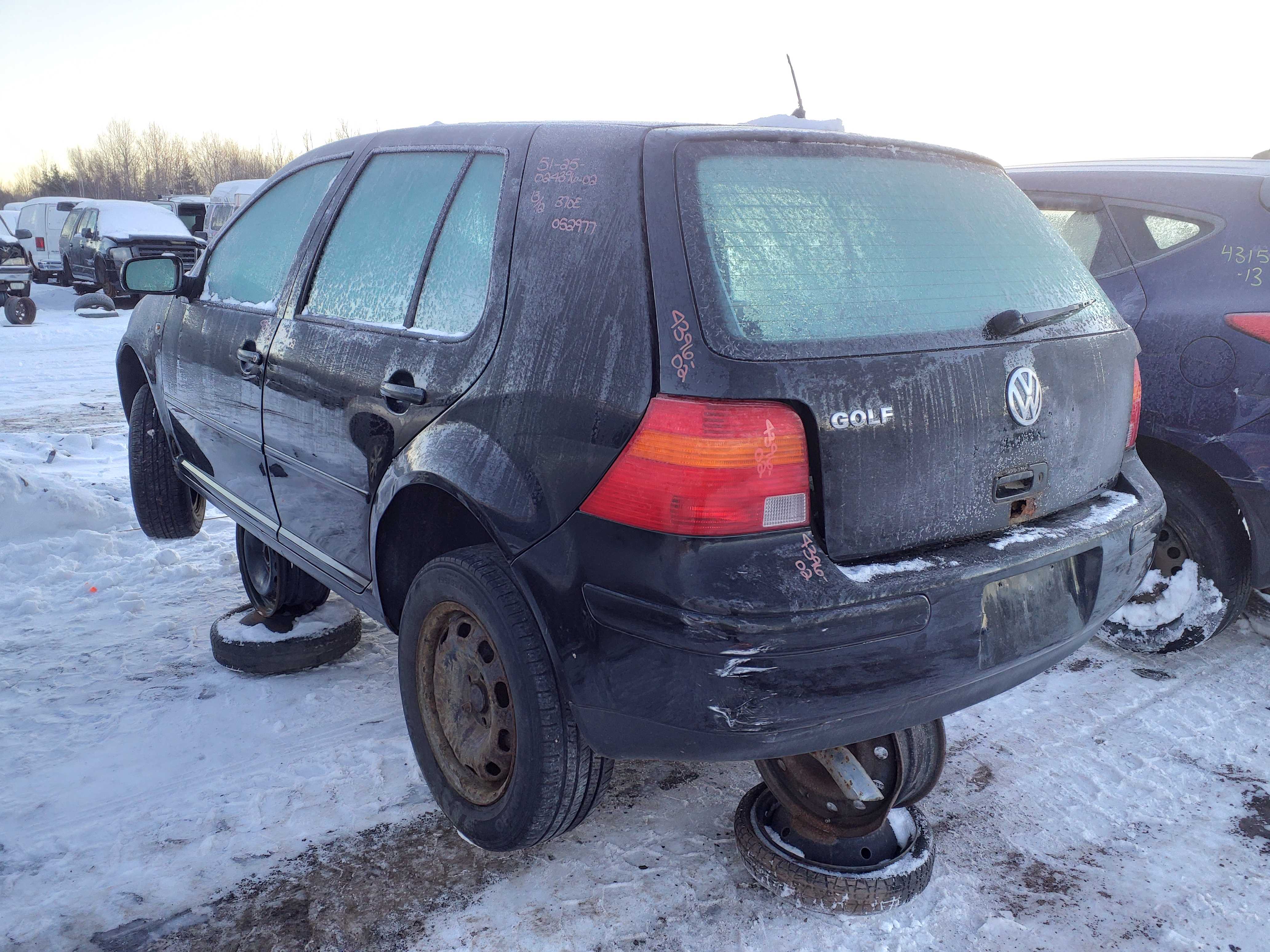 VOLKSWAGEN GOLF 2002