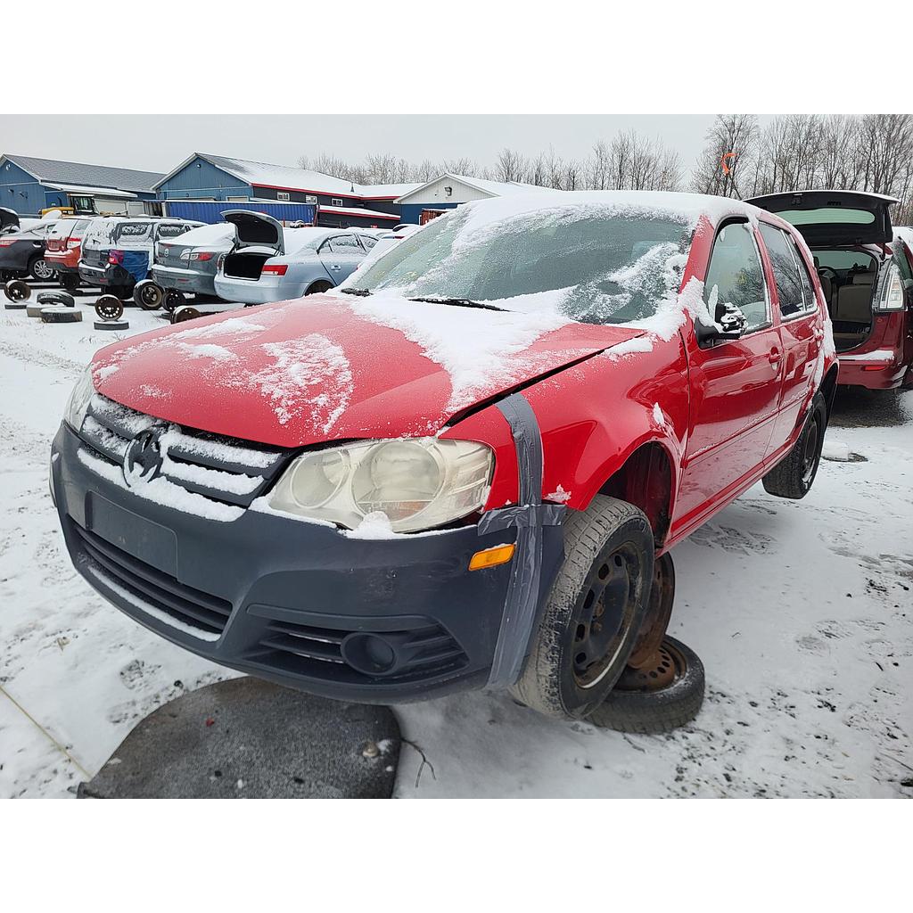 VOLKSWAGEN GOLF 2010