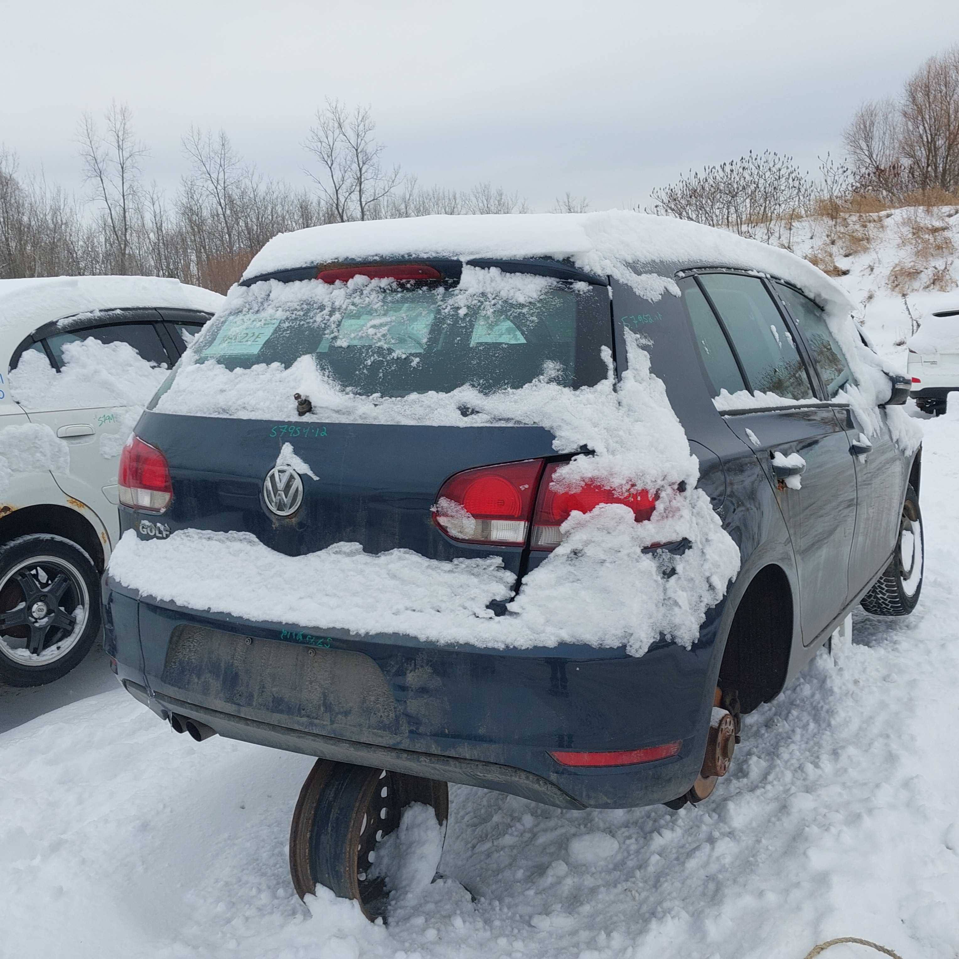 VOLKSWAGEN GOLF 2012