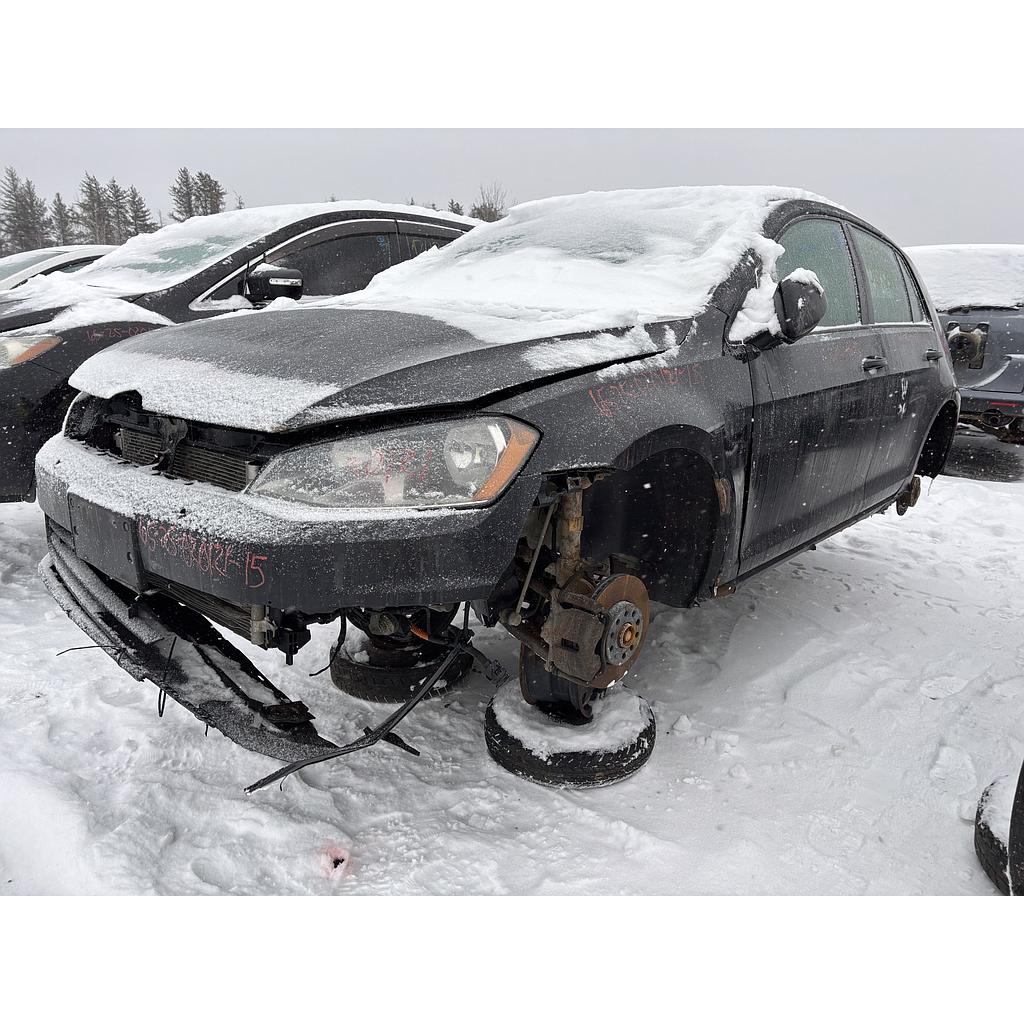 VOLKSWAGEN GOLF 2015