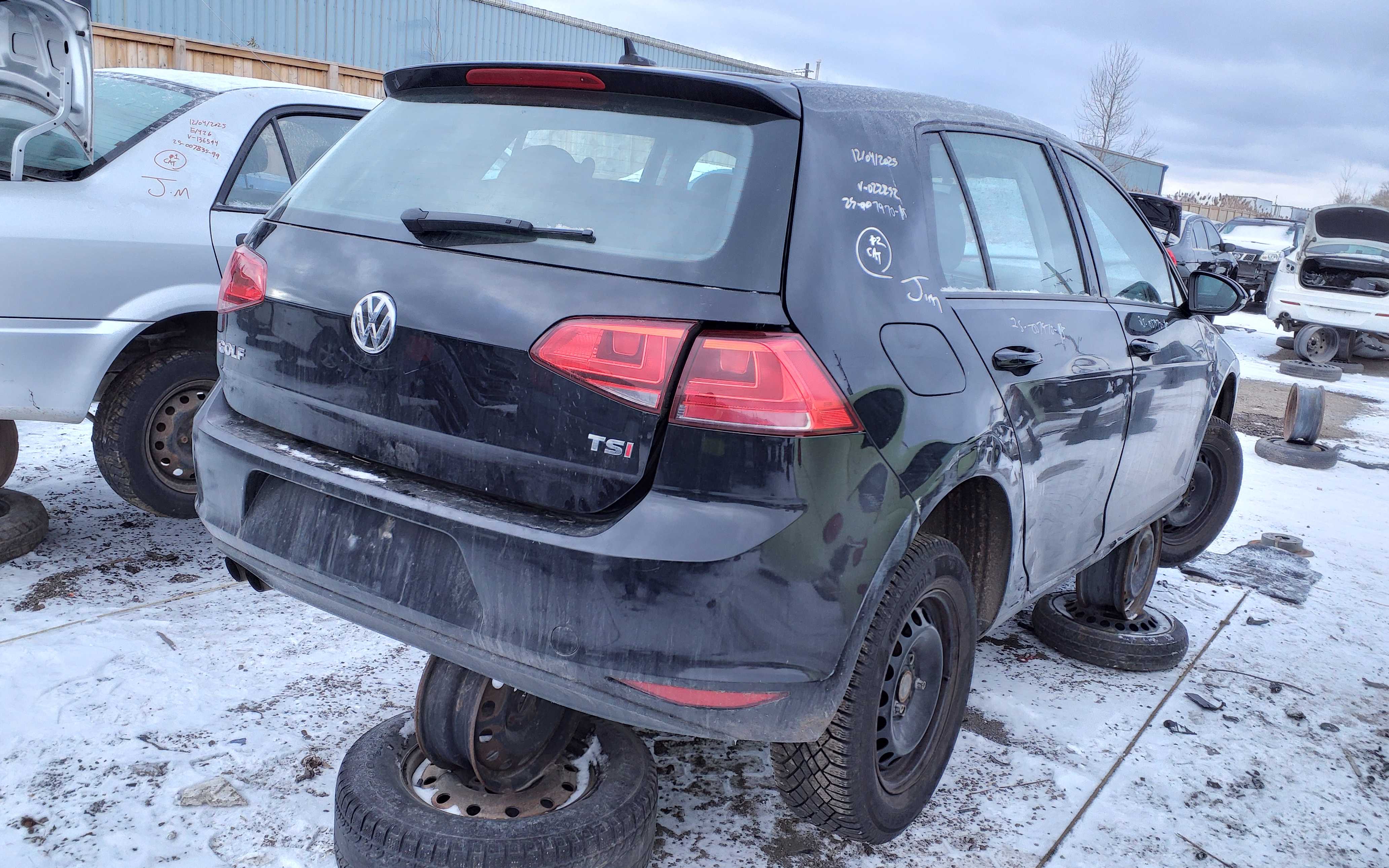 VOLKSWAGEN GOLF 2015