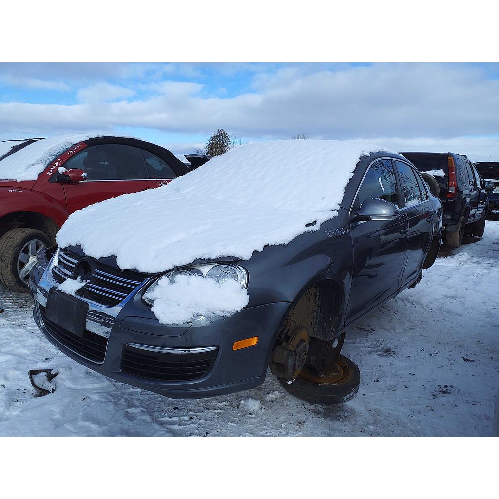 VOLKSWAGEN JETTA 2010
