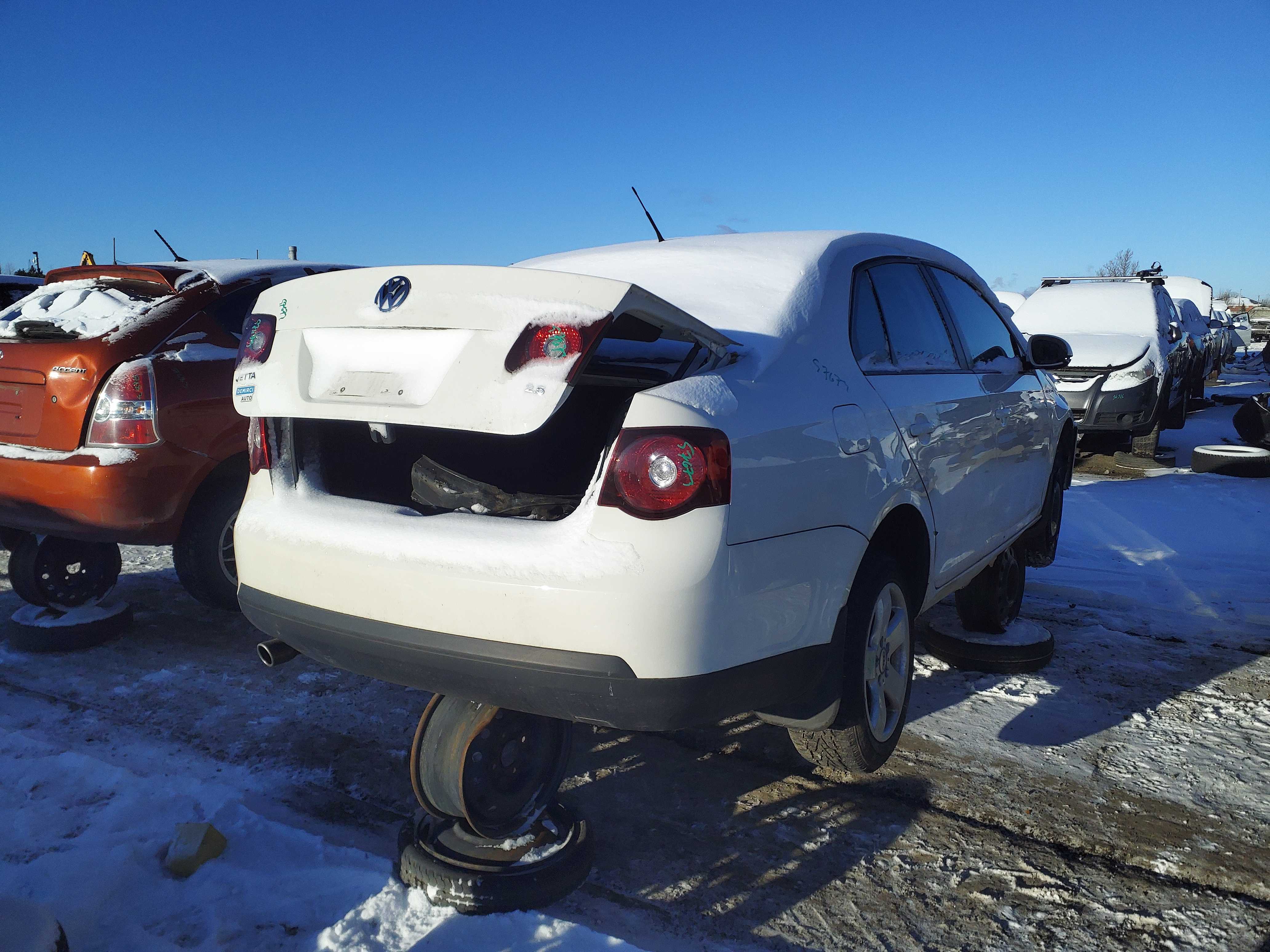 VOLKSWAGEN JETTA 2010