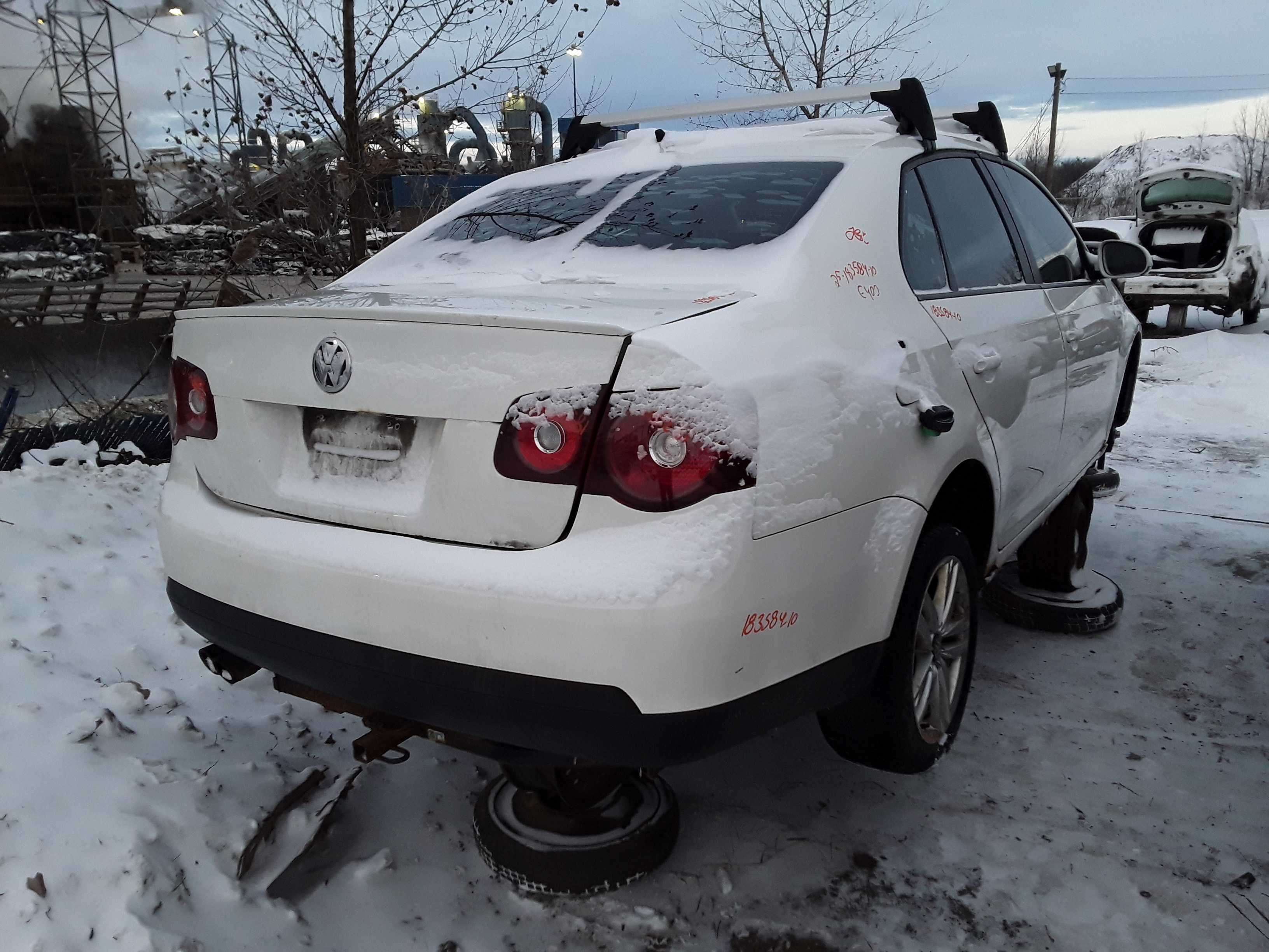 VOLKSWAGEN JETTA 2010