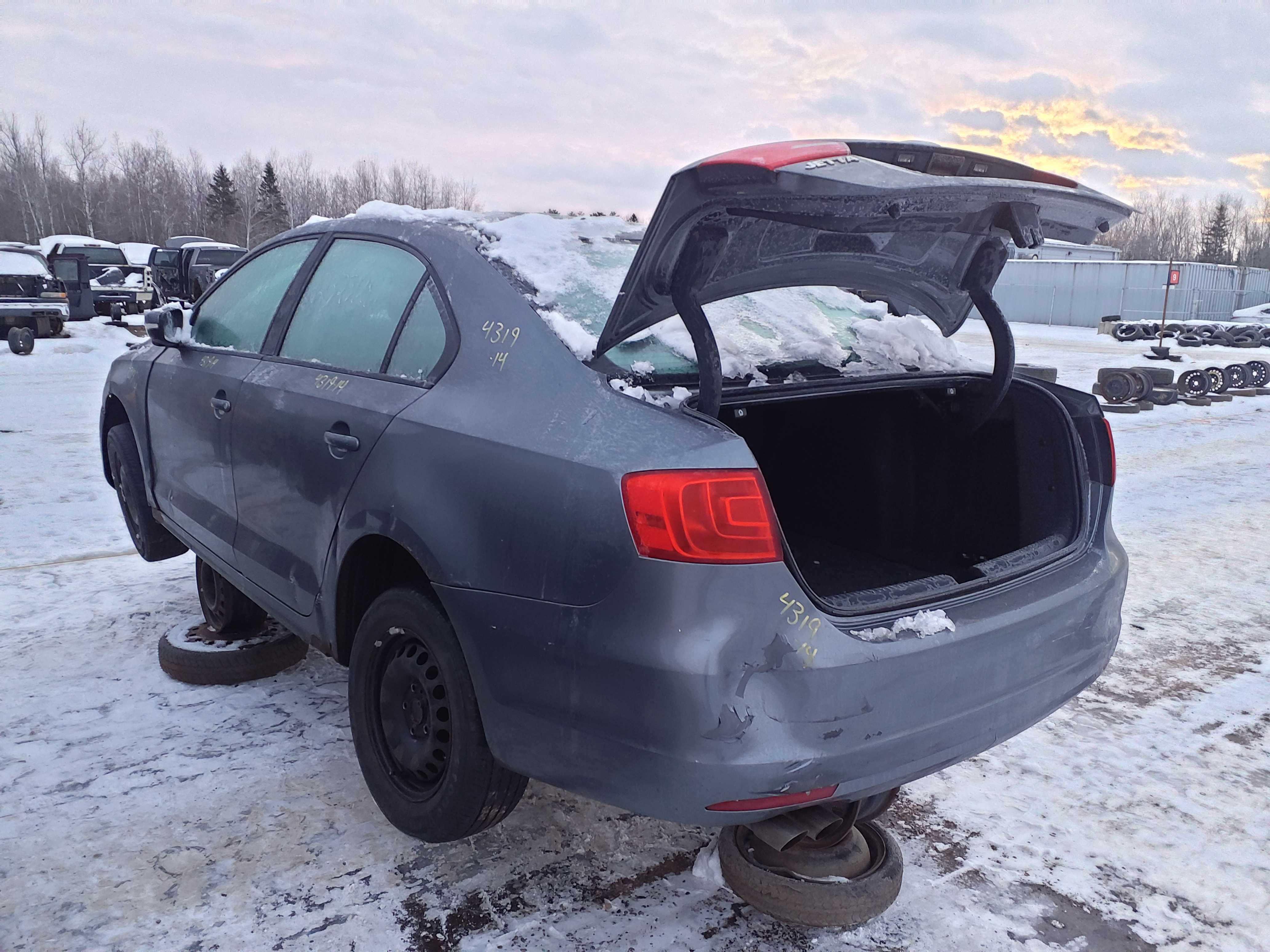 VOLKSWAGEN JETTA 2014