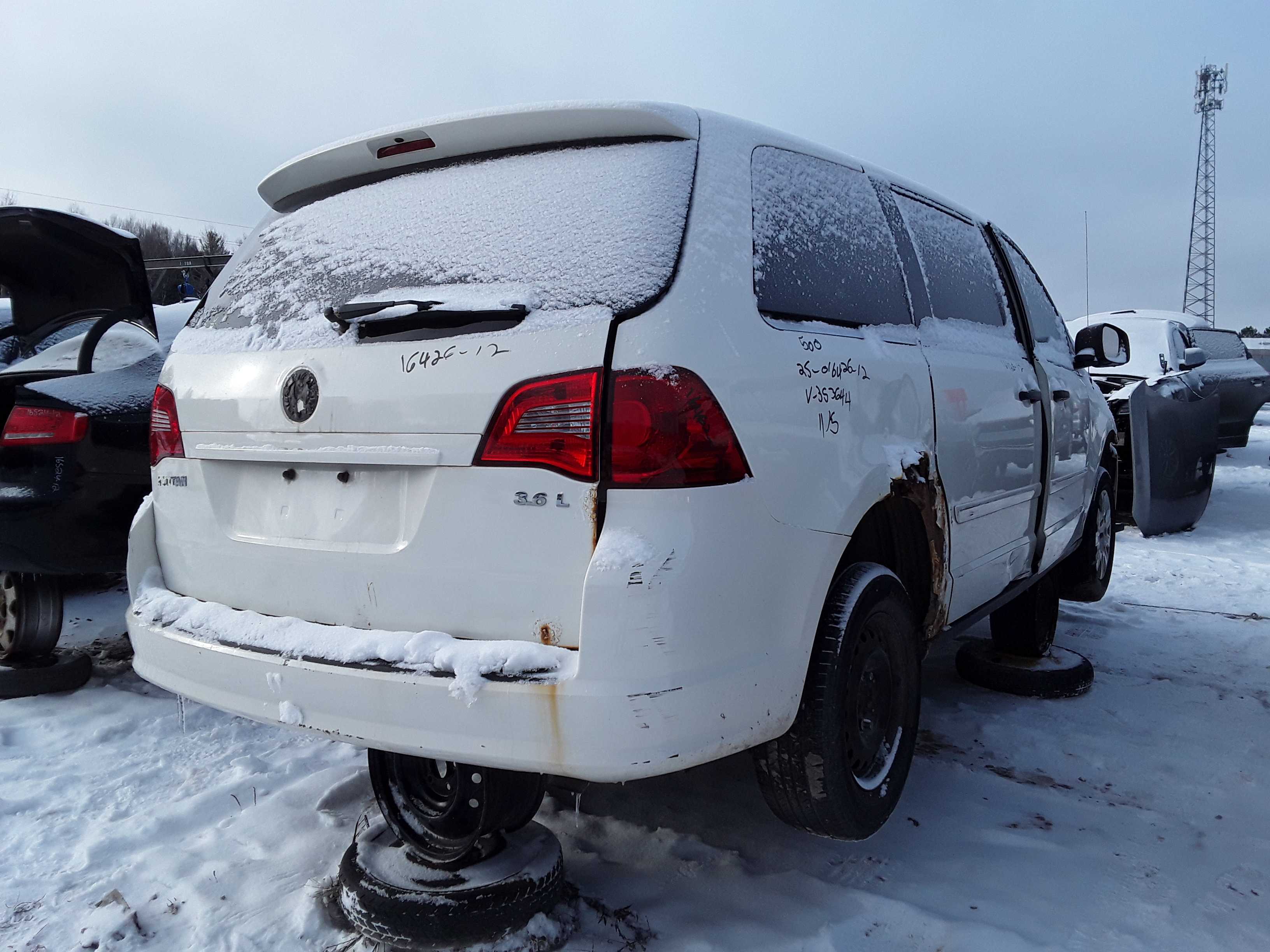 VOLKSWAGEN ROUTAN 2012