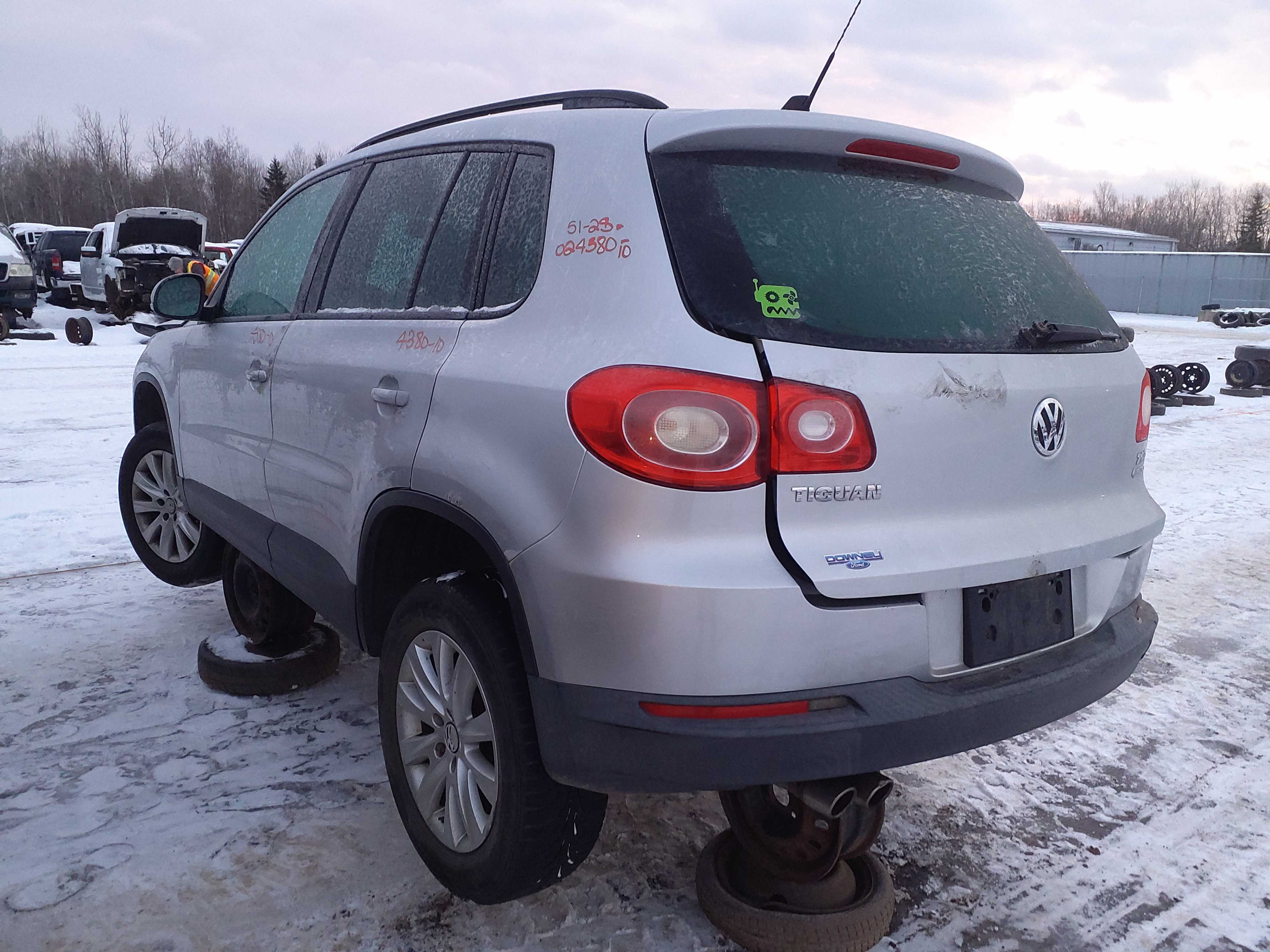 VOLKSWAGEN TIGUAN 2010