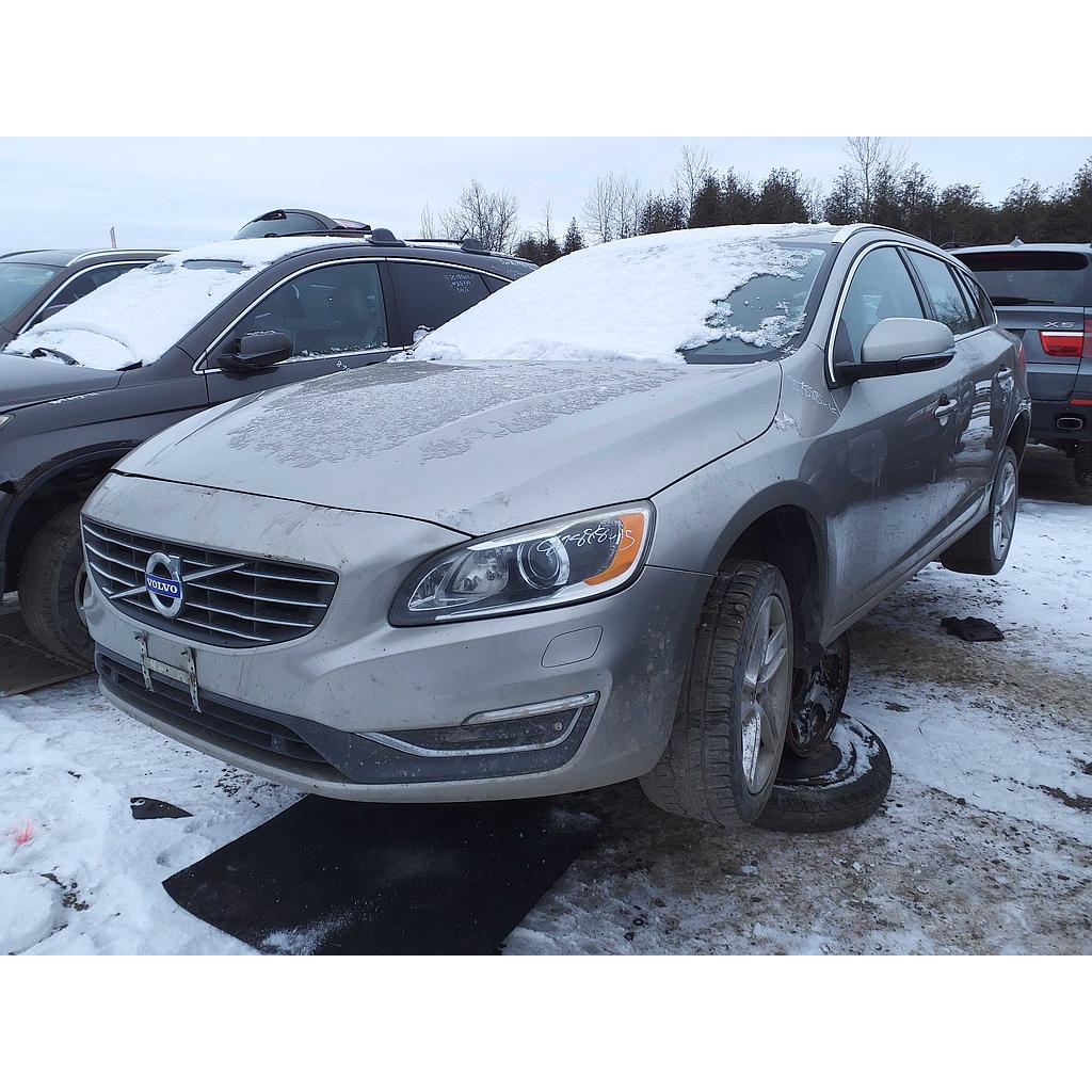 VOLVO V60 2015