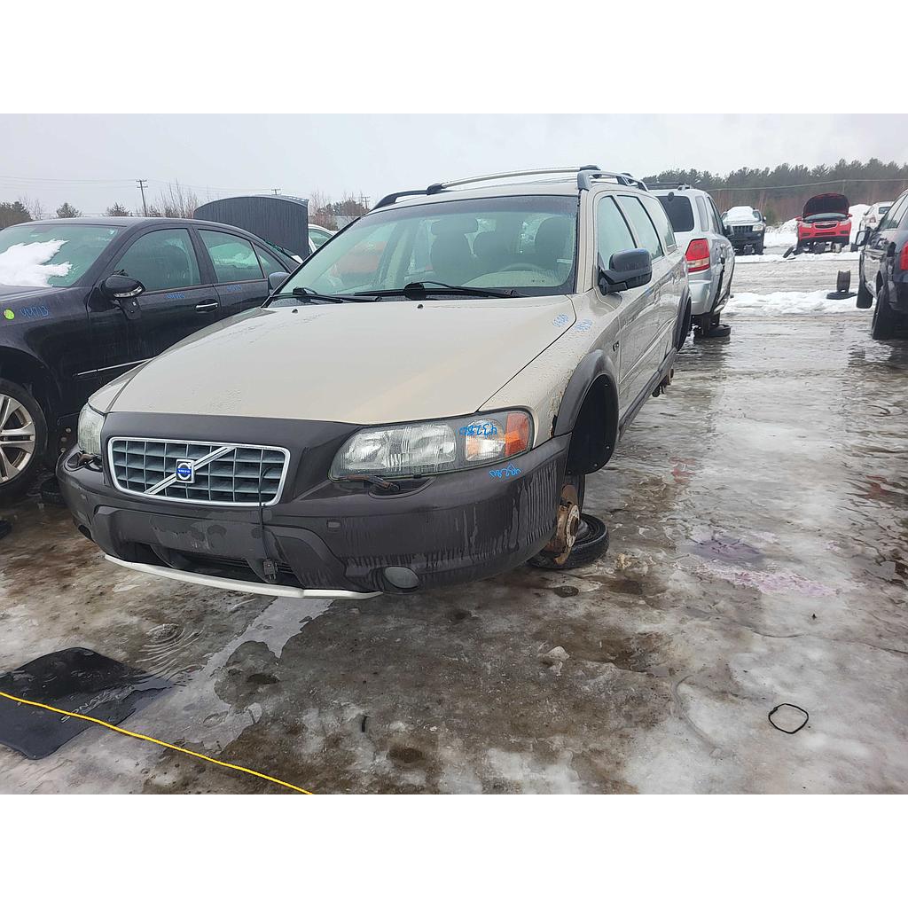 VOLVO V70 2004