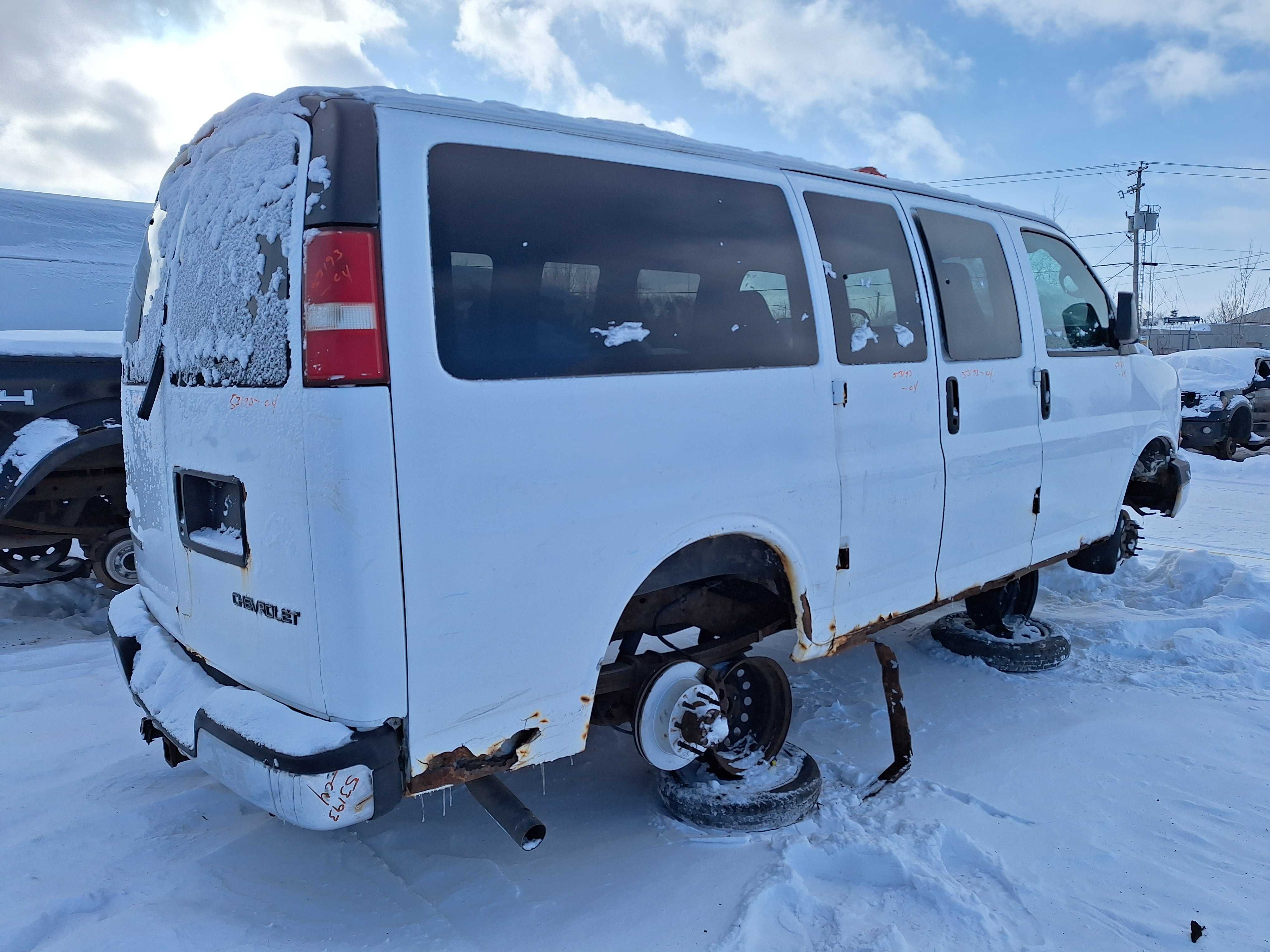 CHEVROLET EXPRESS VAN 2004