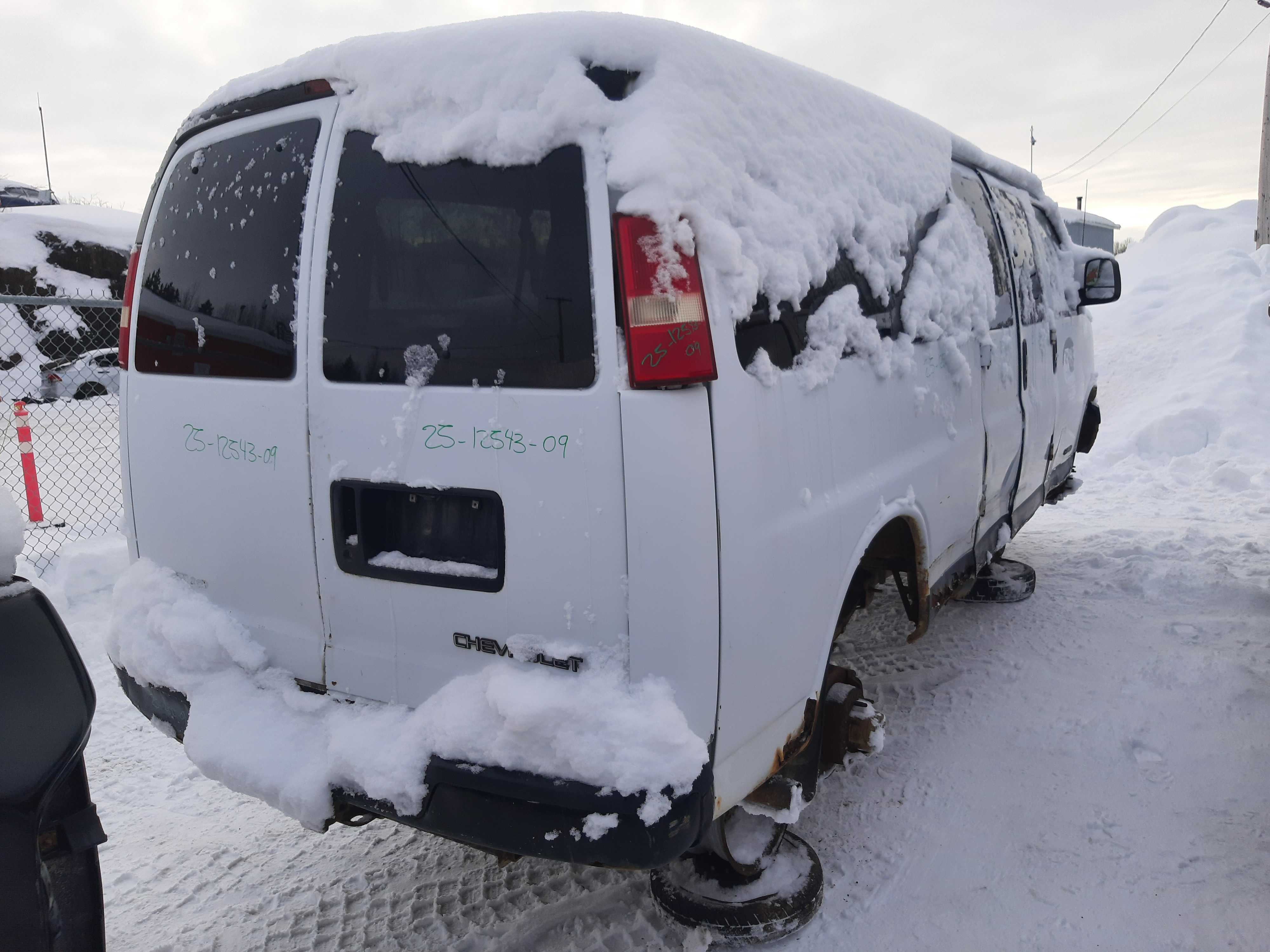 CHEVROLET EXPRESS VAN 2005