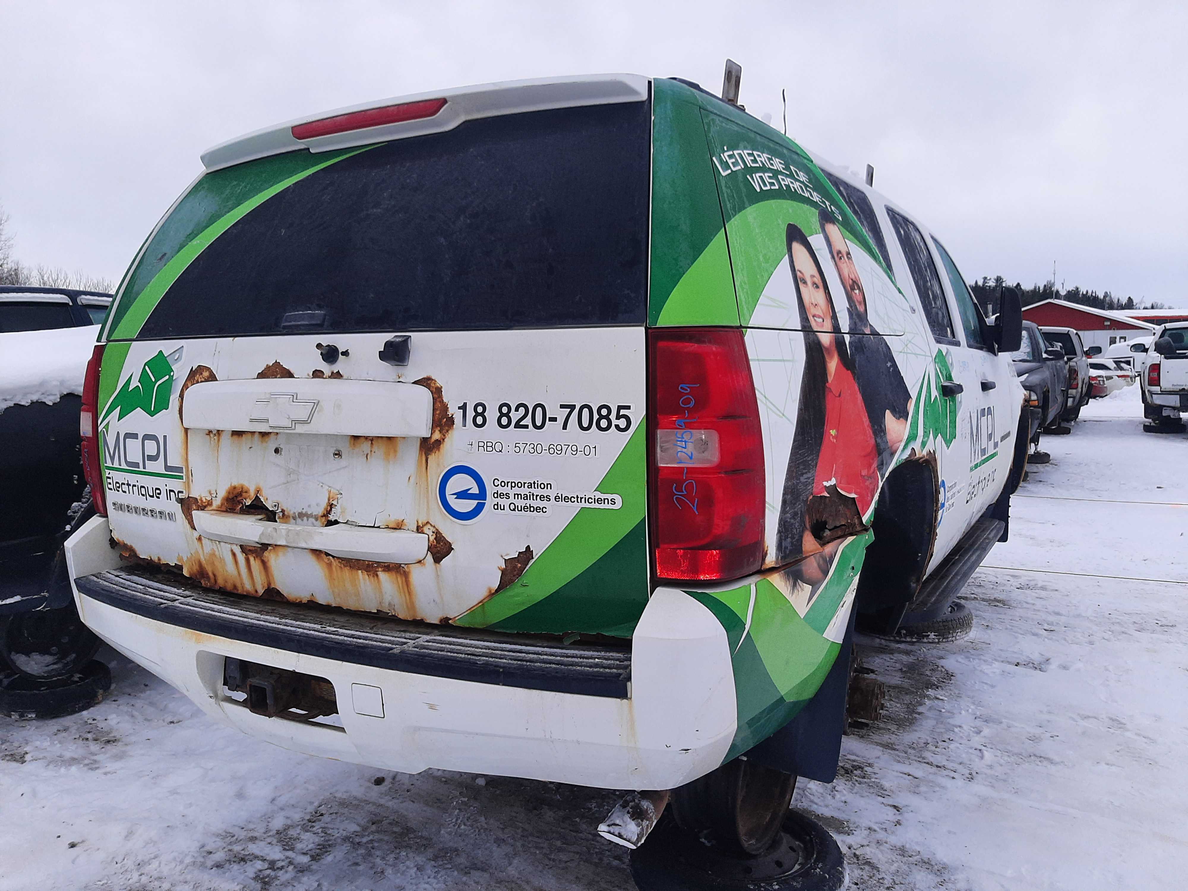 CHEVROLET SUBURBAN 2009