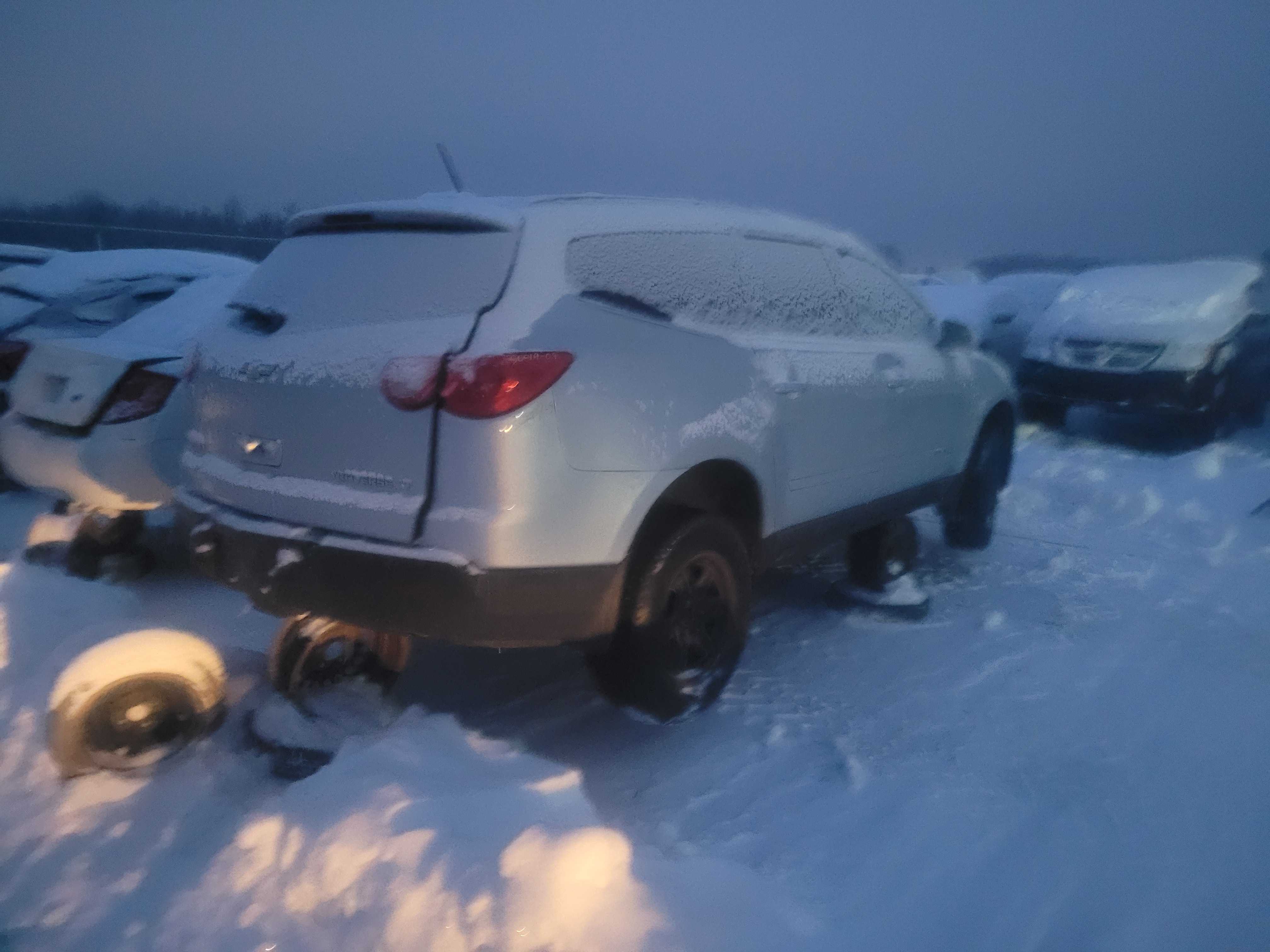 CHEVROLET TRAVERSE 2009