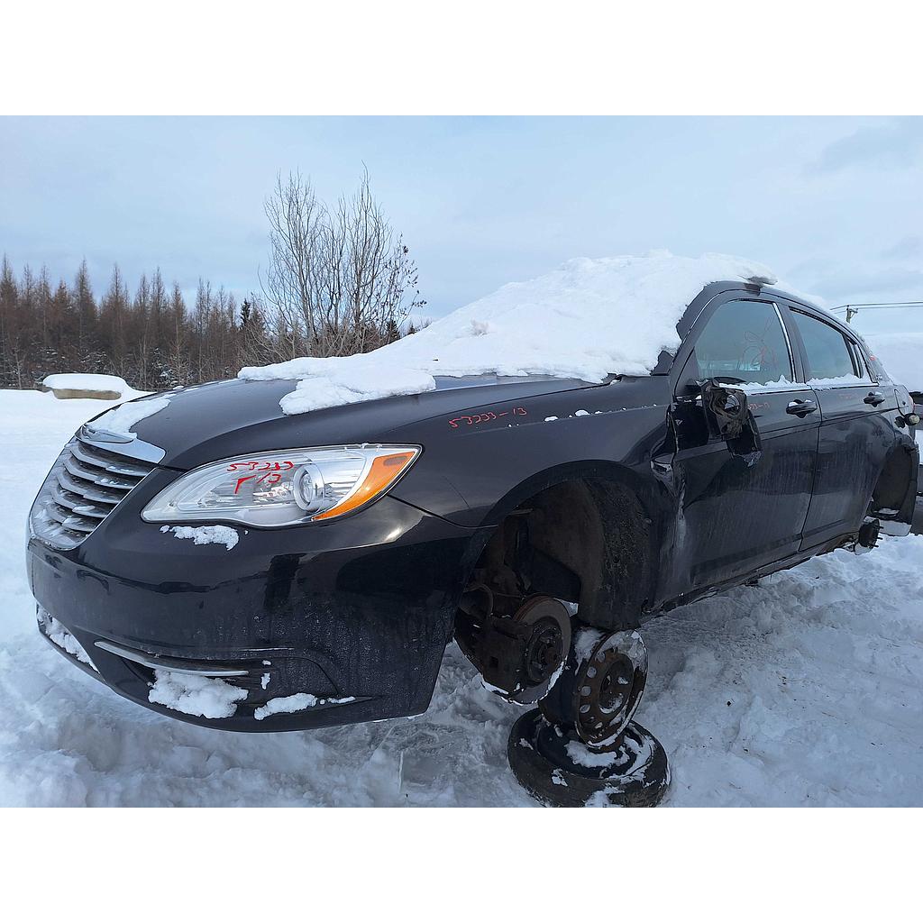 CHRYSLER 200 2013