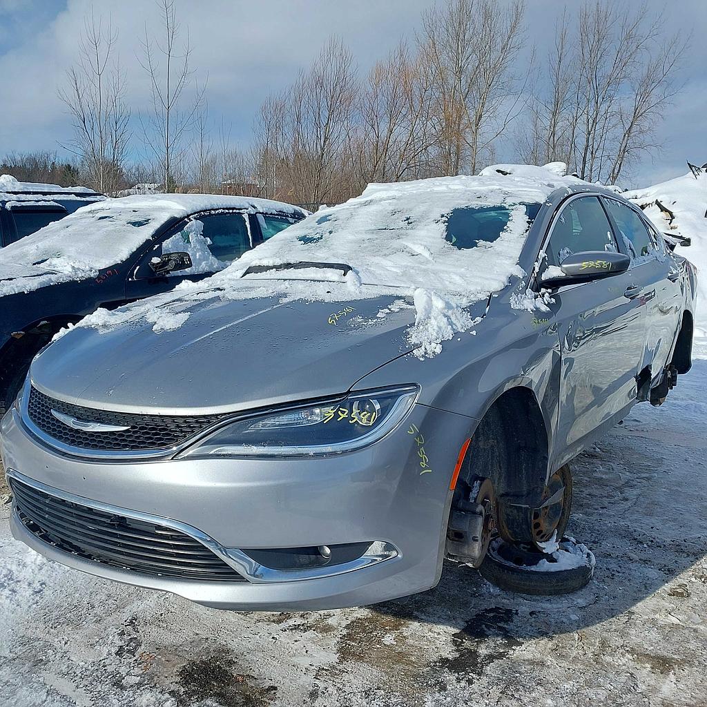 CHRYSLER 200 2015