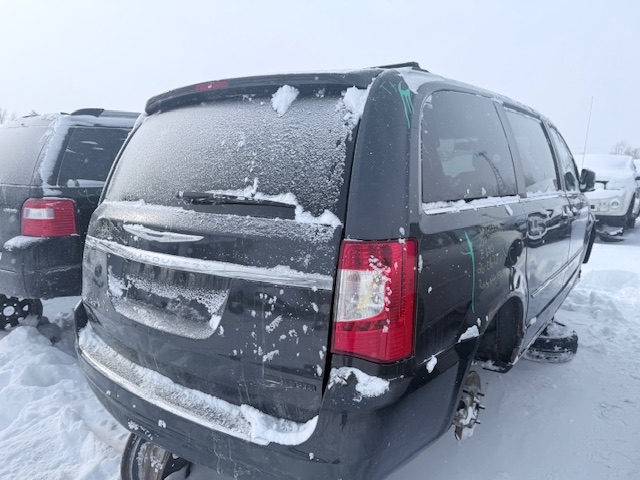 CHRYSLER TOWN &amp; COUNTRY 2011