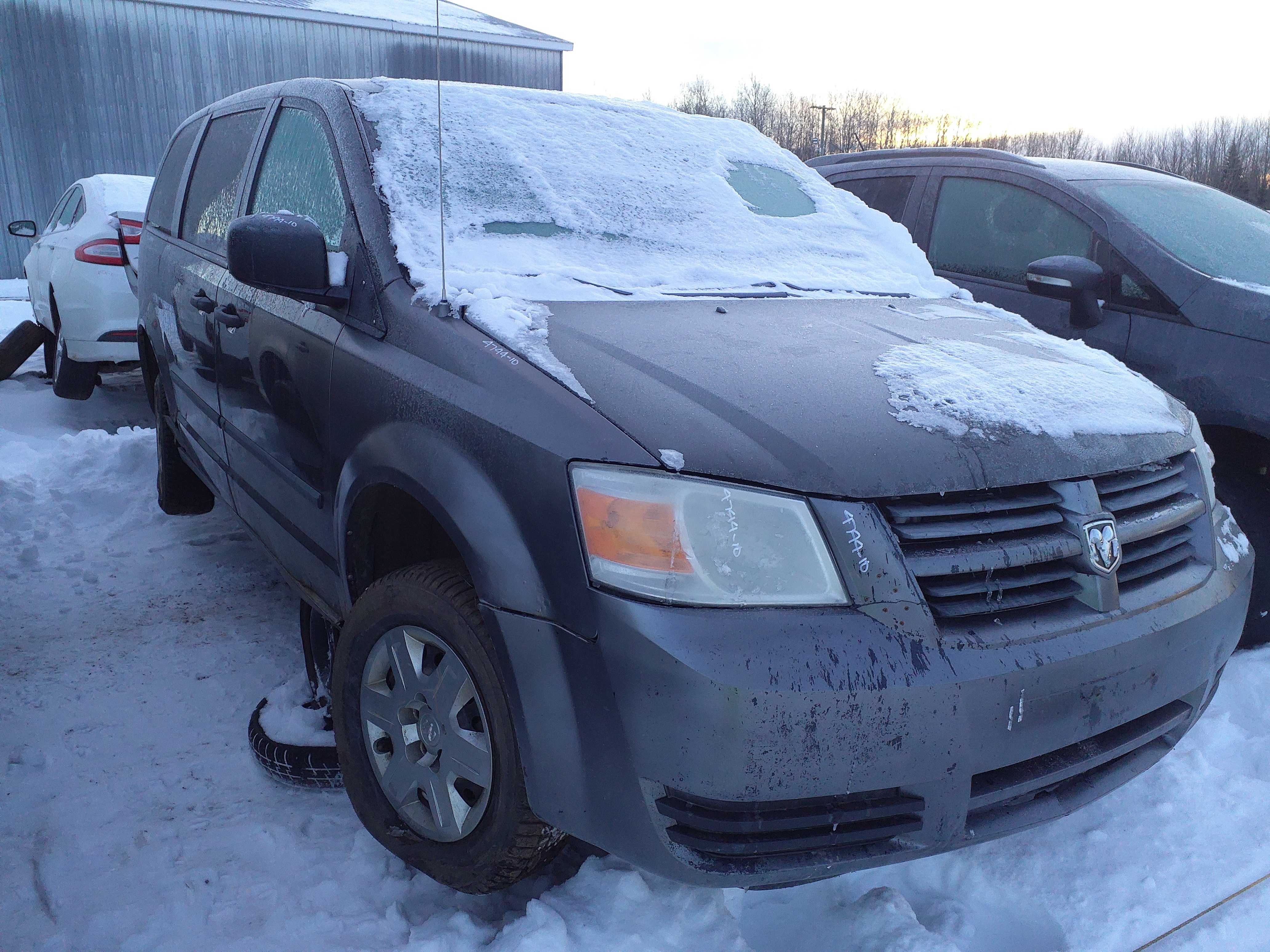 DODGE GRAND CARAVAN 2010