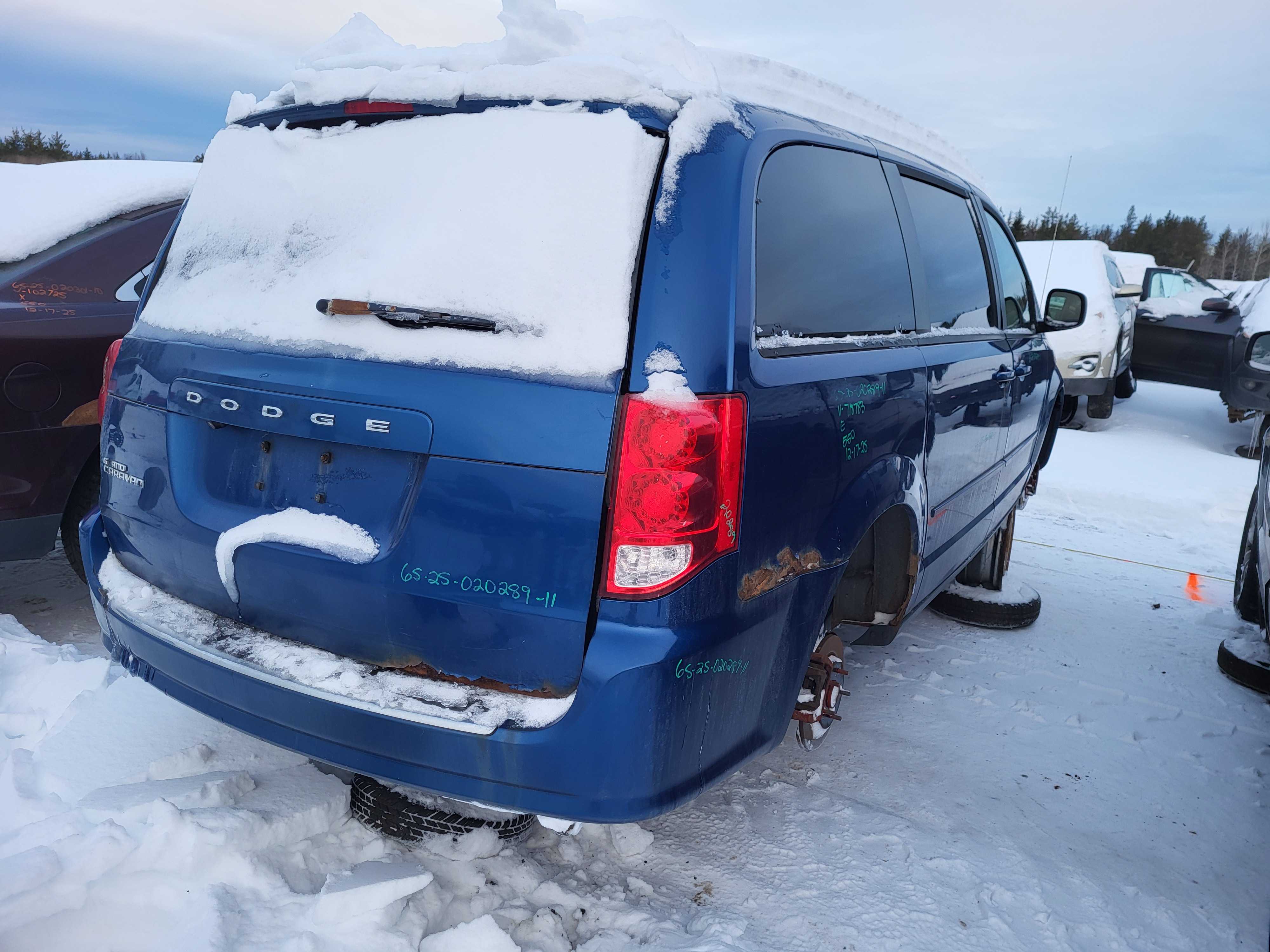 DODGE GRAND CARAVAN 2011