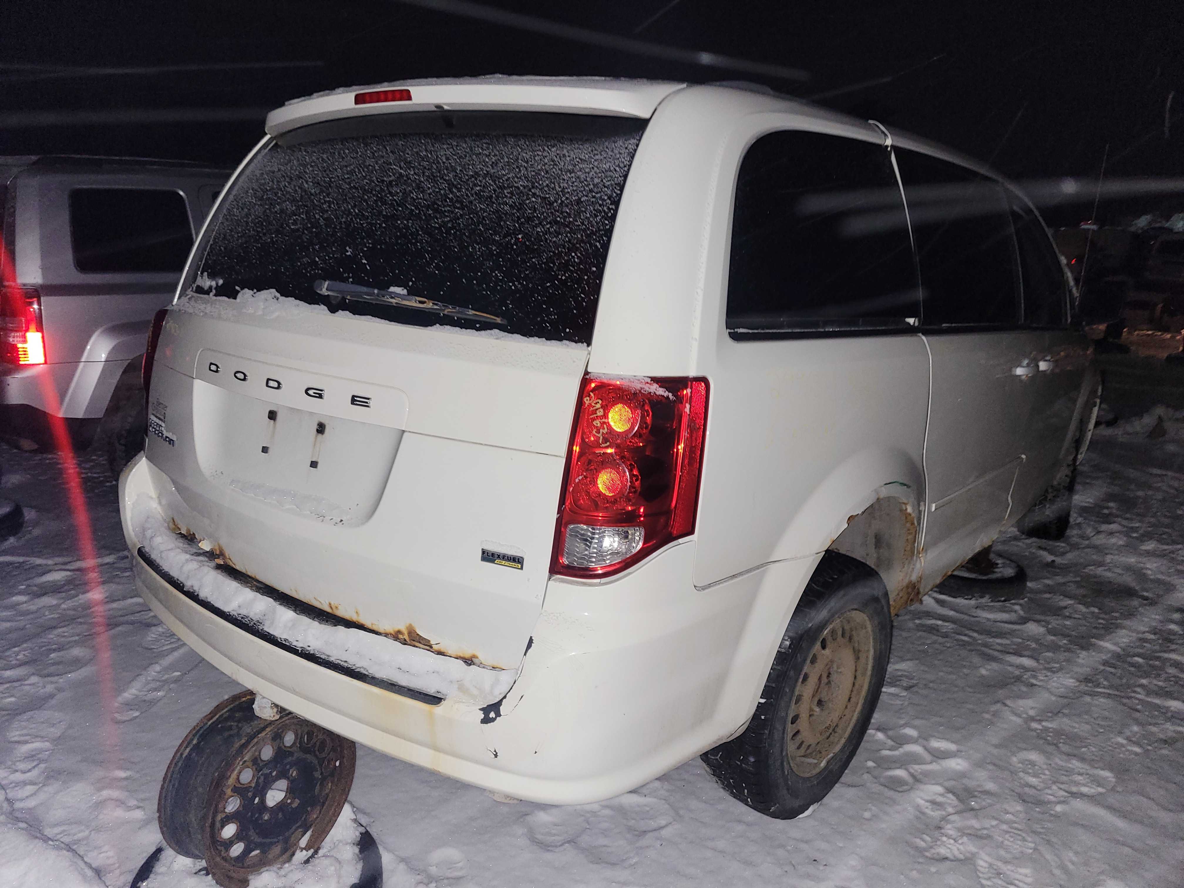 DODGE GRAND CARAVAN 2011