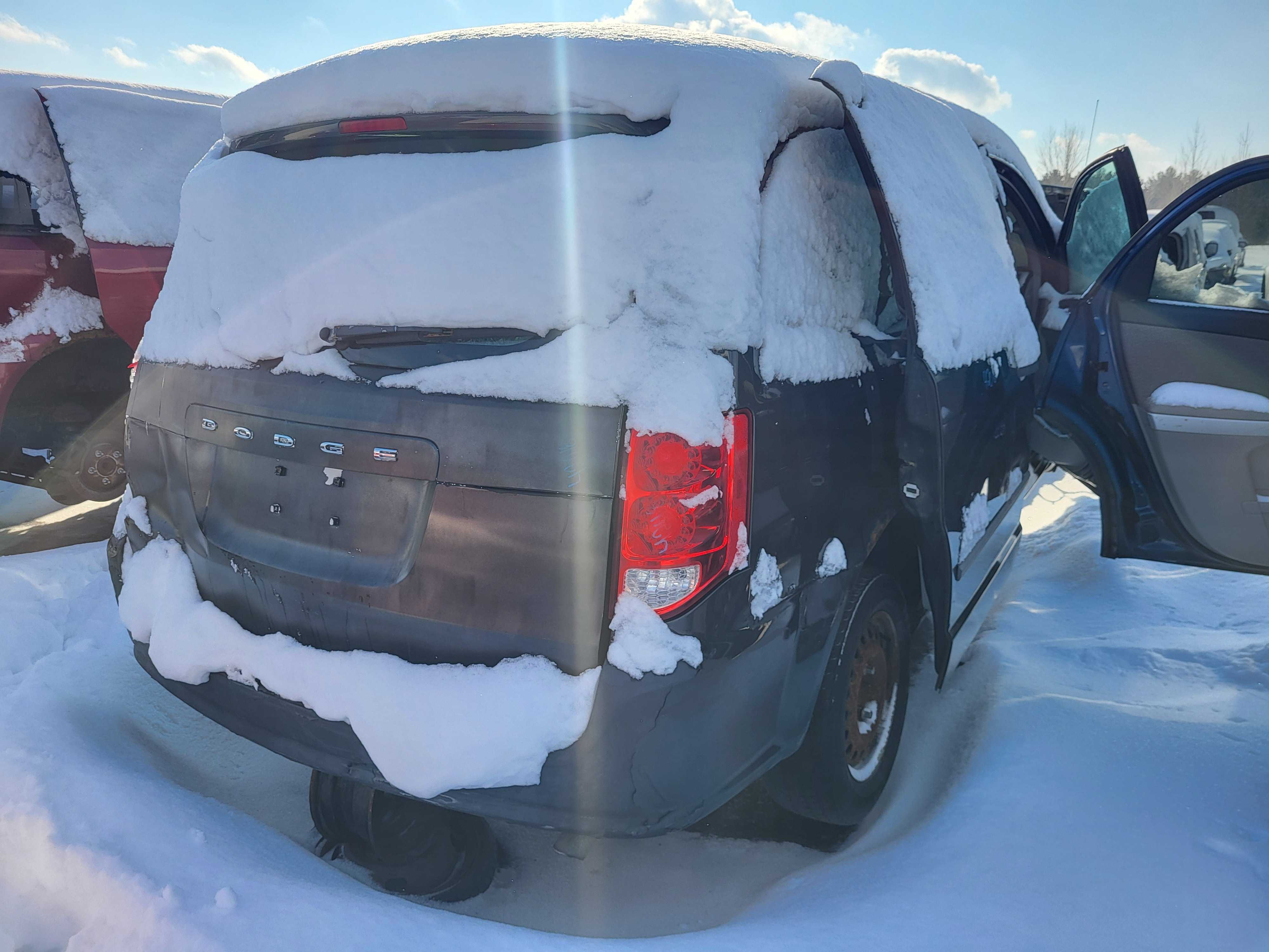 DODGE GRAND CARAVAN 2011