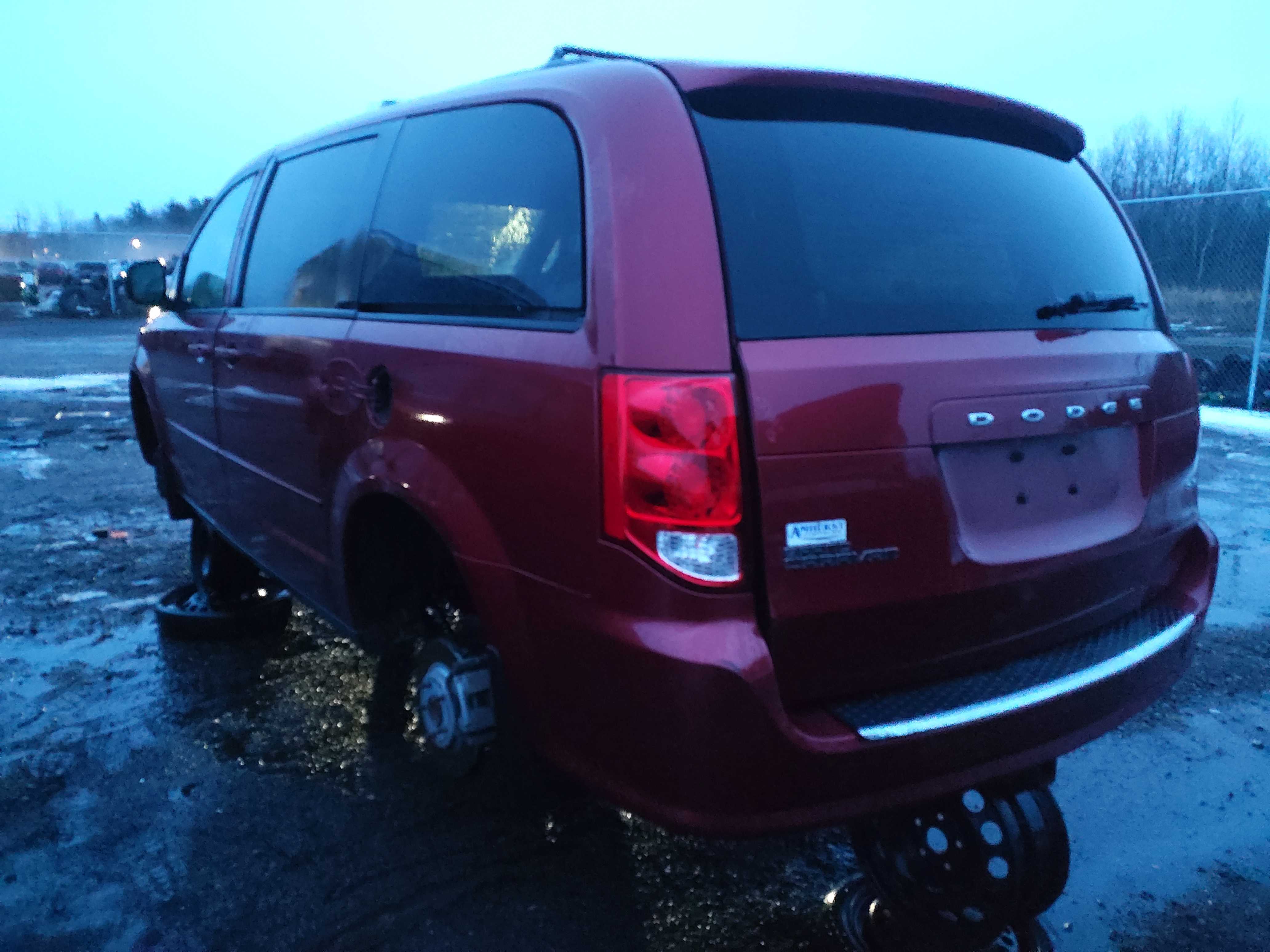 DODGE GRAND CARAVAN 2015