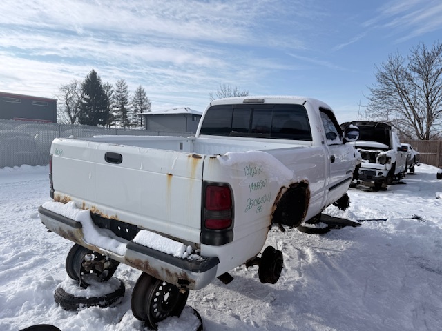 DODGE RAM 1500 2001