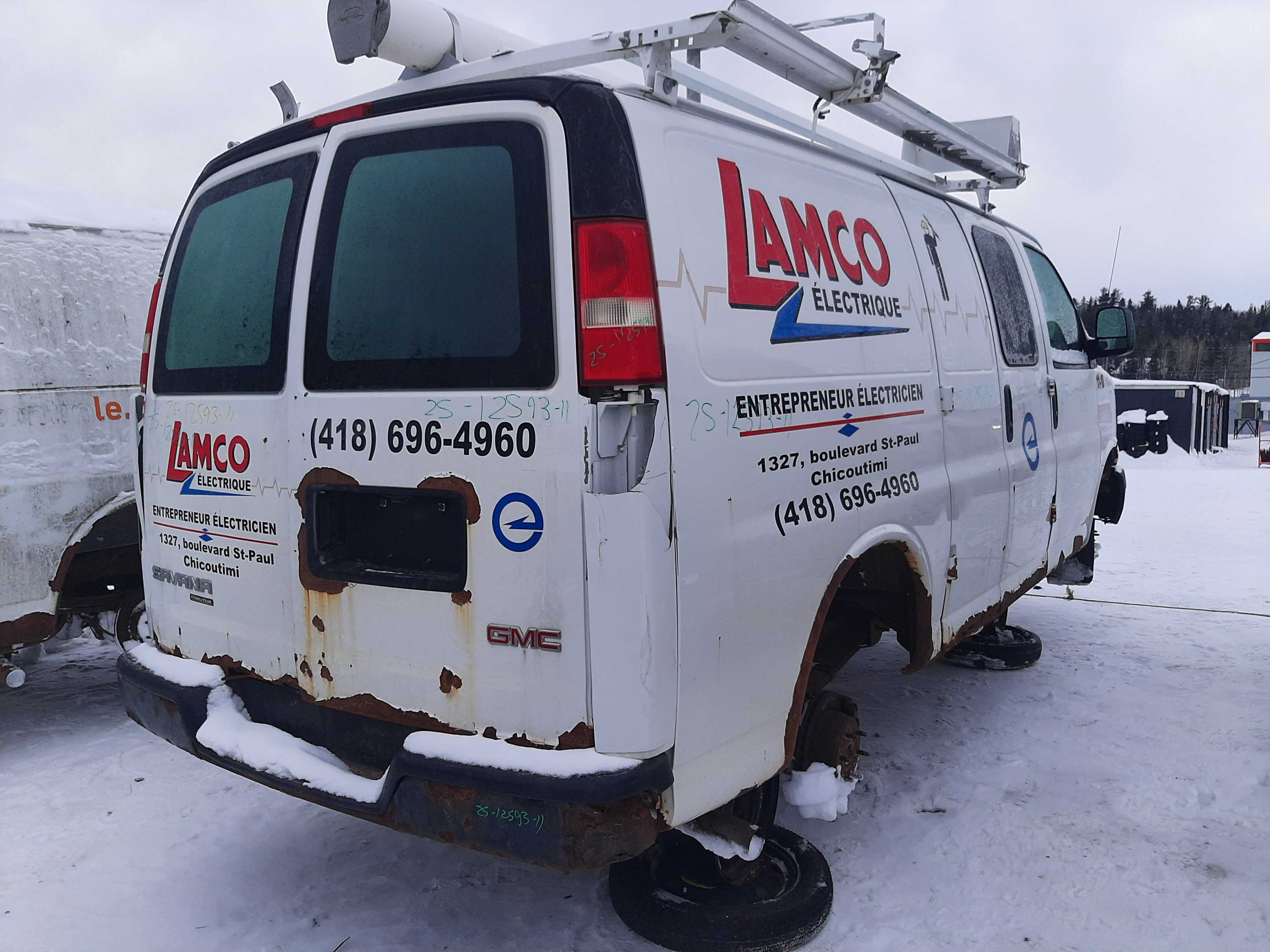 GMC SAVANA CARGO 2011