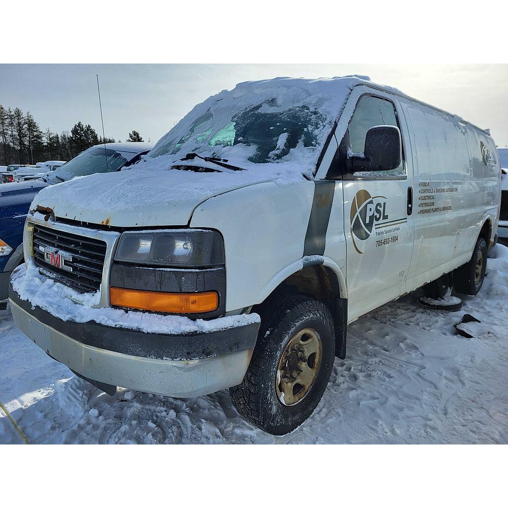 GMC SAVANA CARGO 2015