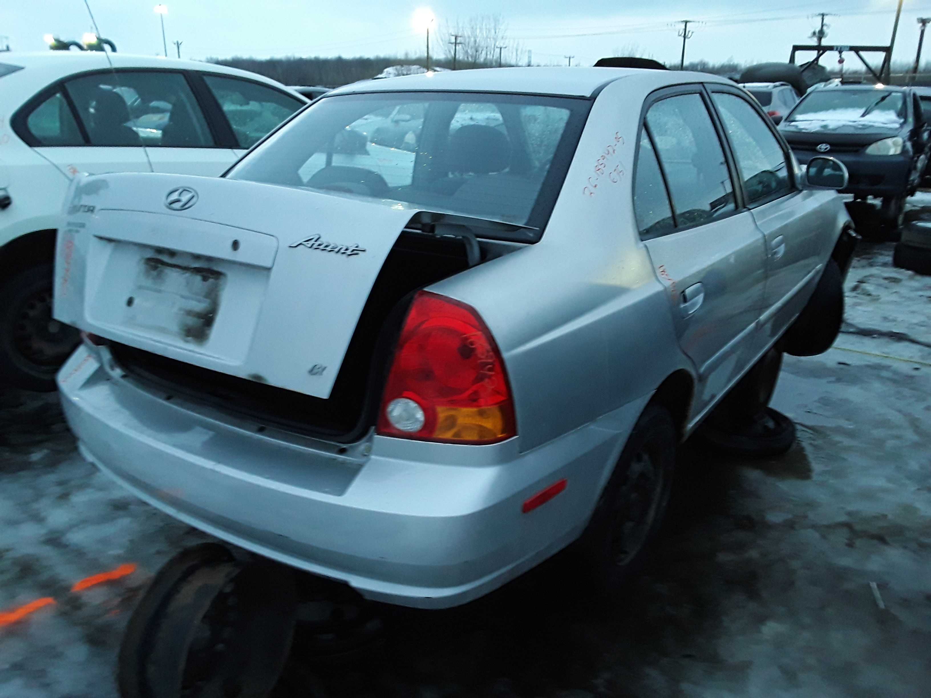 HYUNDAI ACCENT 2005