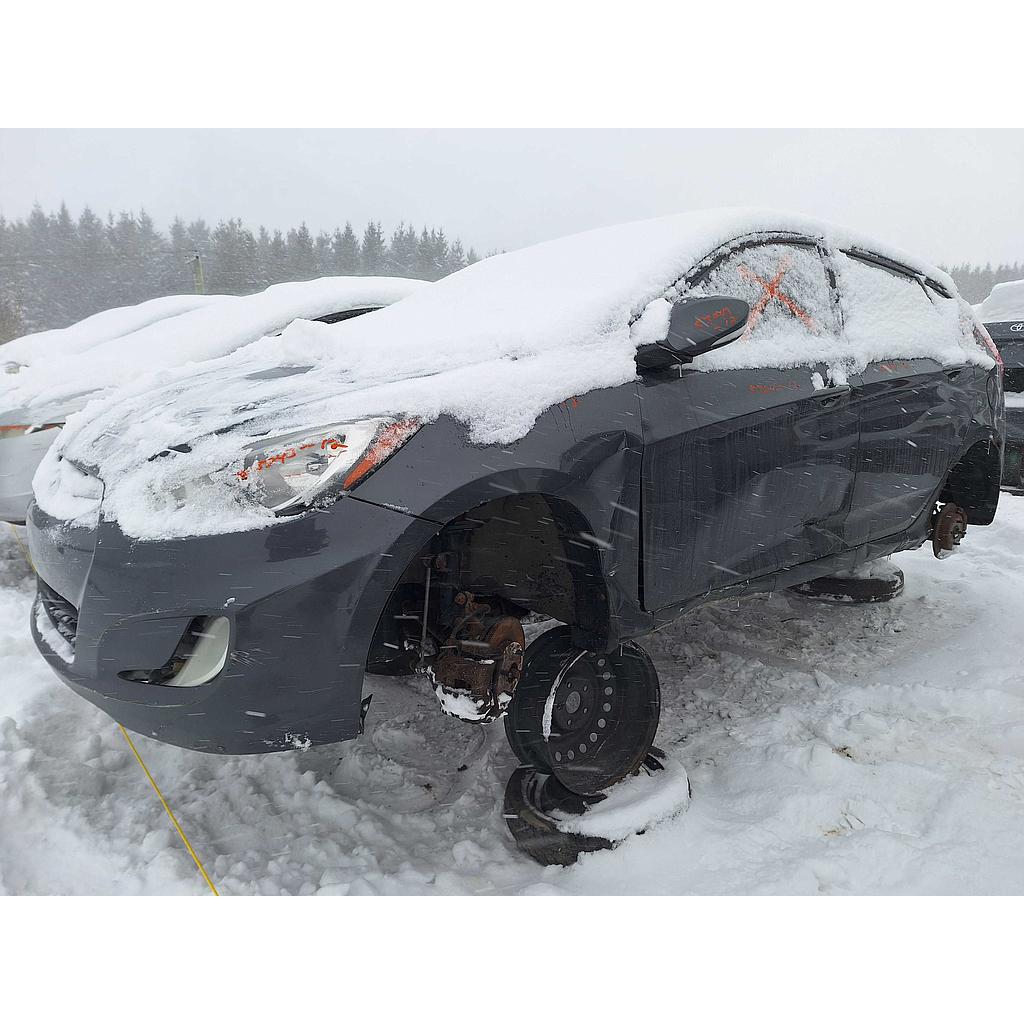 HYUNDAI ACCENT 2012