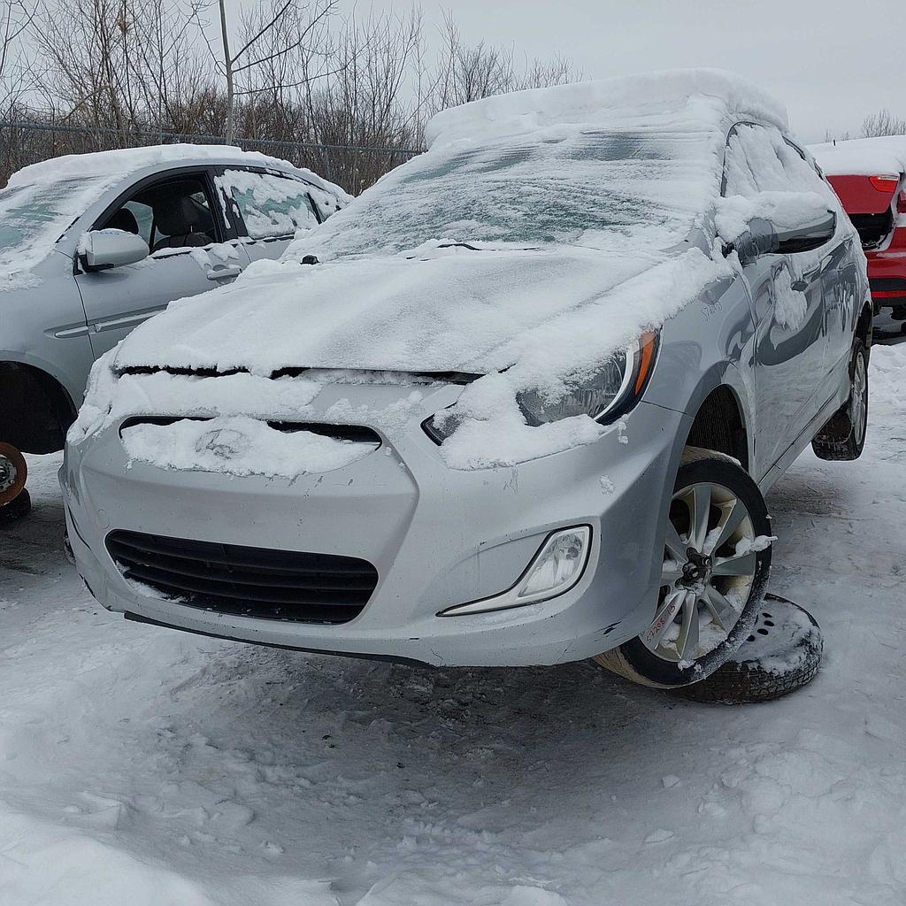 HYUNDAI ACCENT 2013